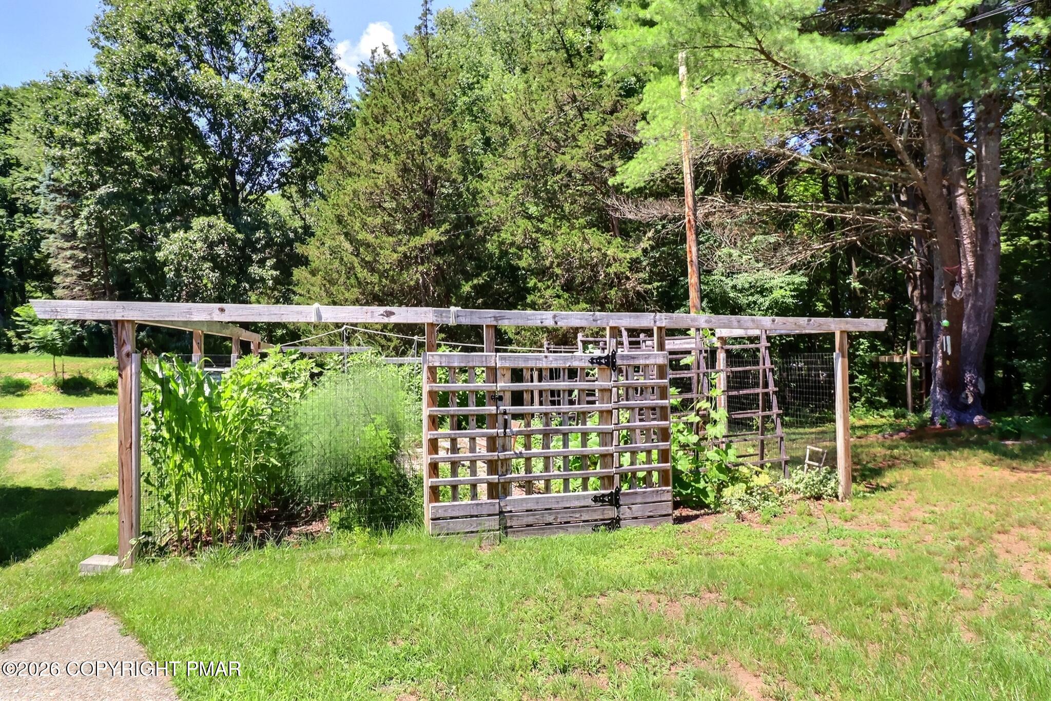 787 Polk Valley Road