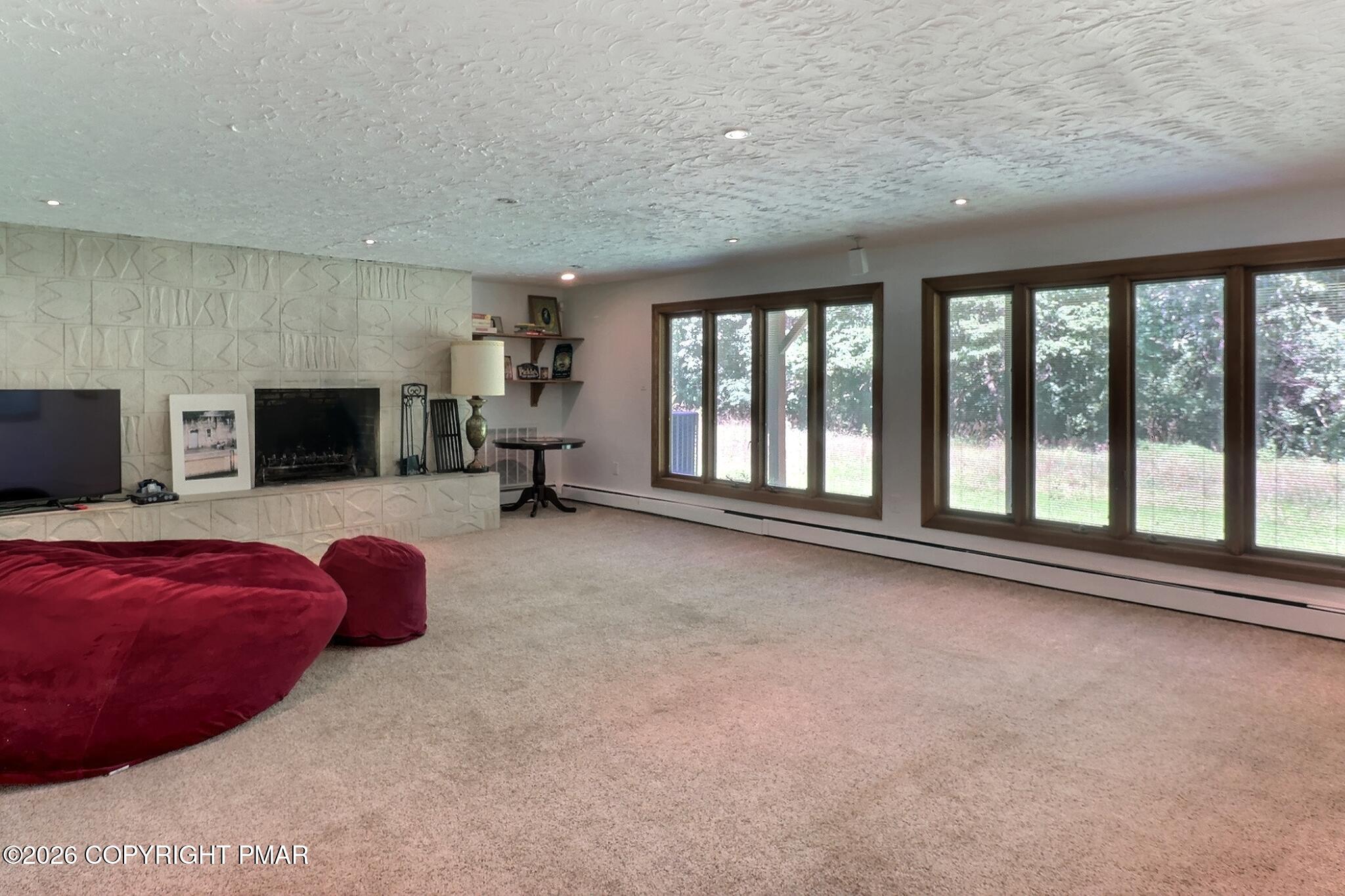 787 Polk Valley Road