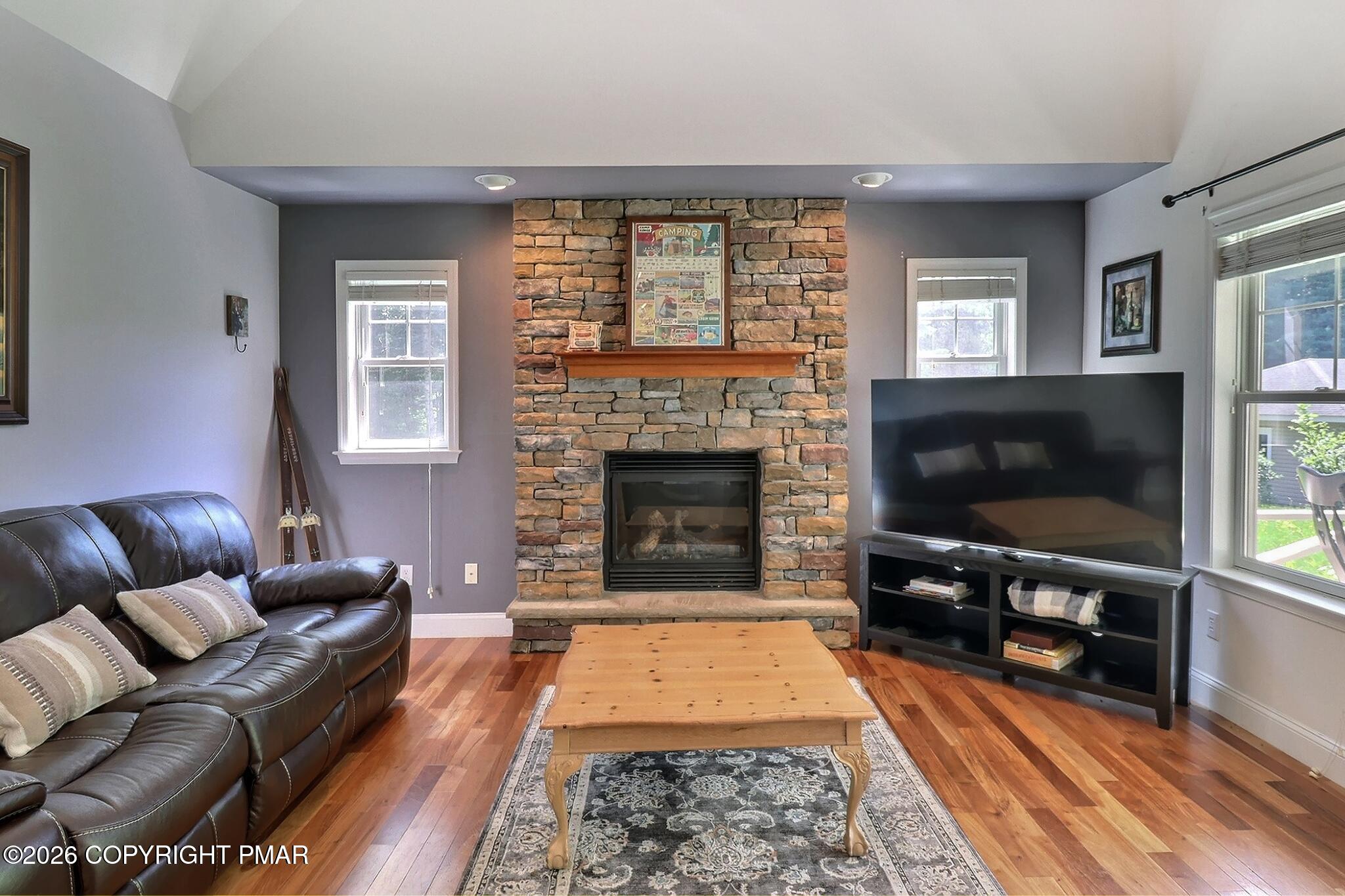 787 Polk Valley Road