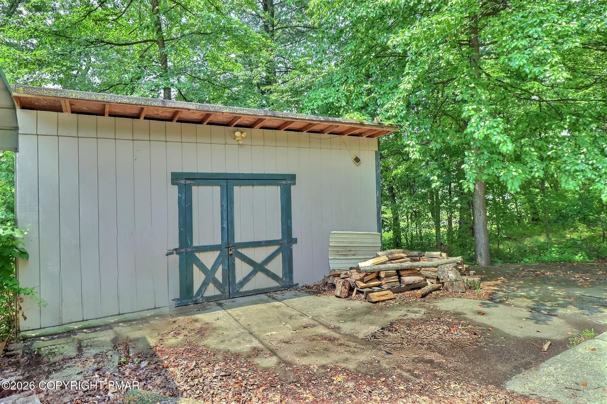 1623 Bonser Road