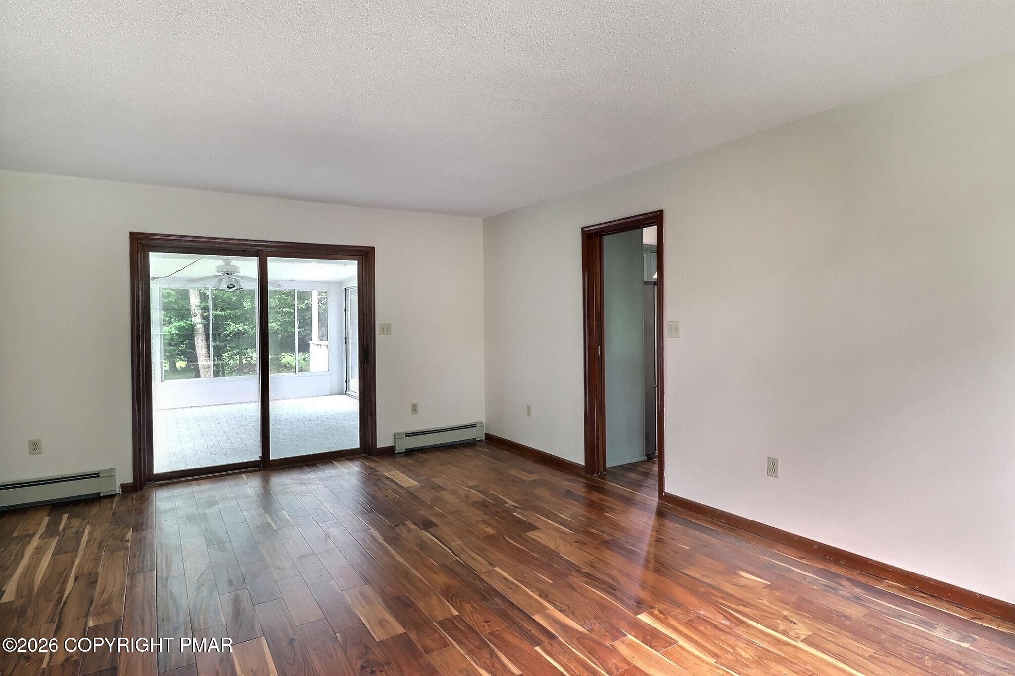 406 Broad Leaf Lane