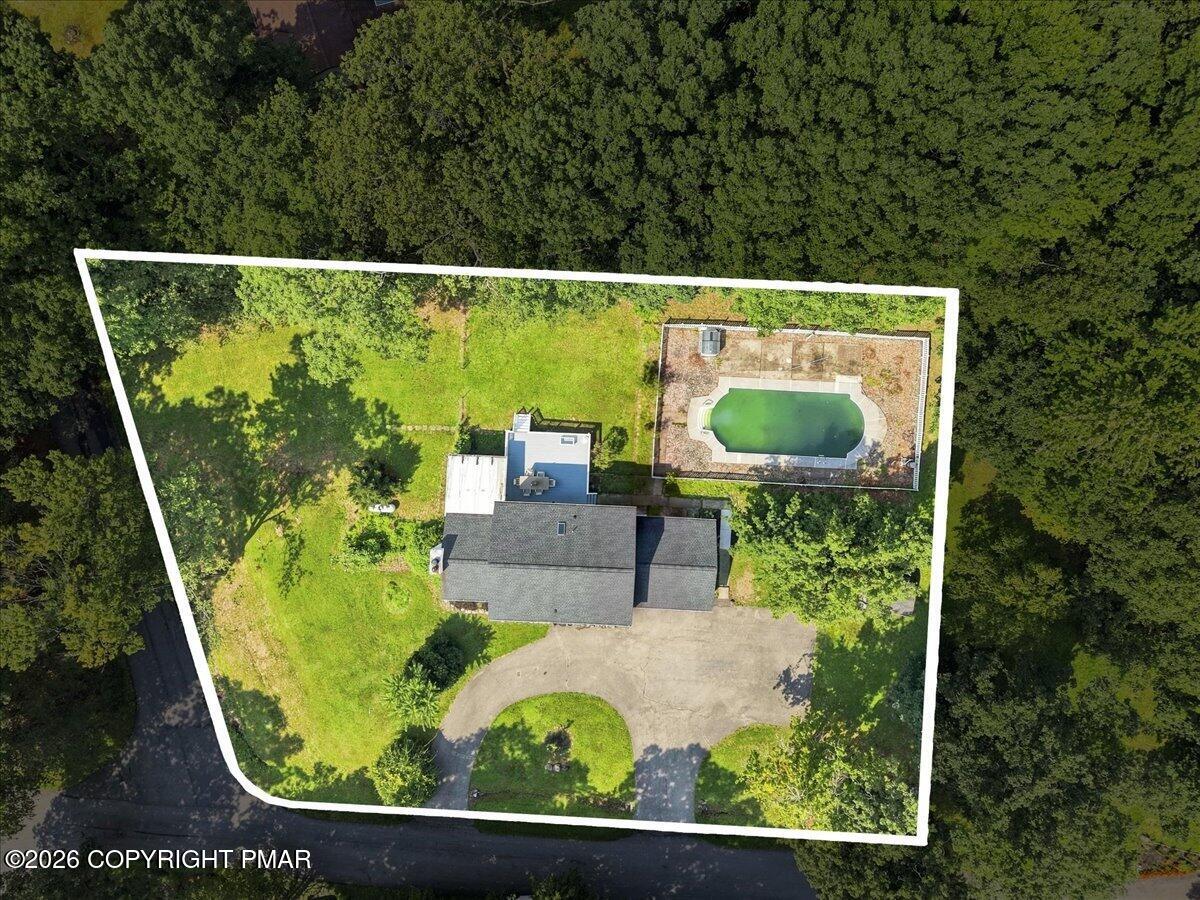 406 Broad Leaf Lane