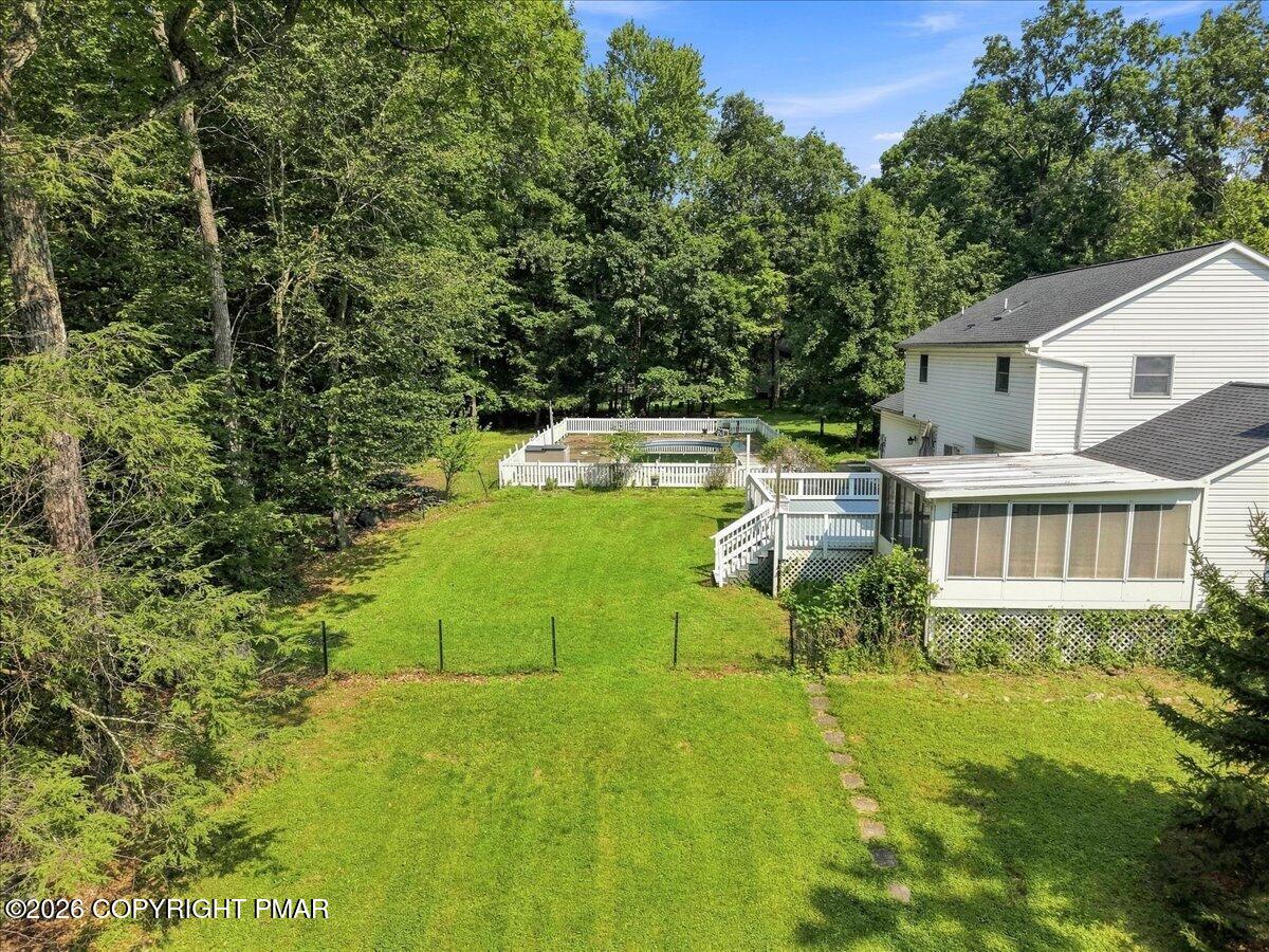 406 Broad Leaf Lane