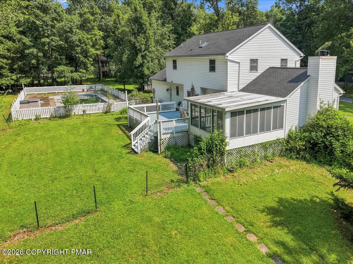 406 Broad Leaf Lane