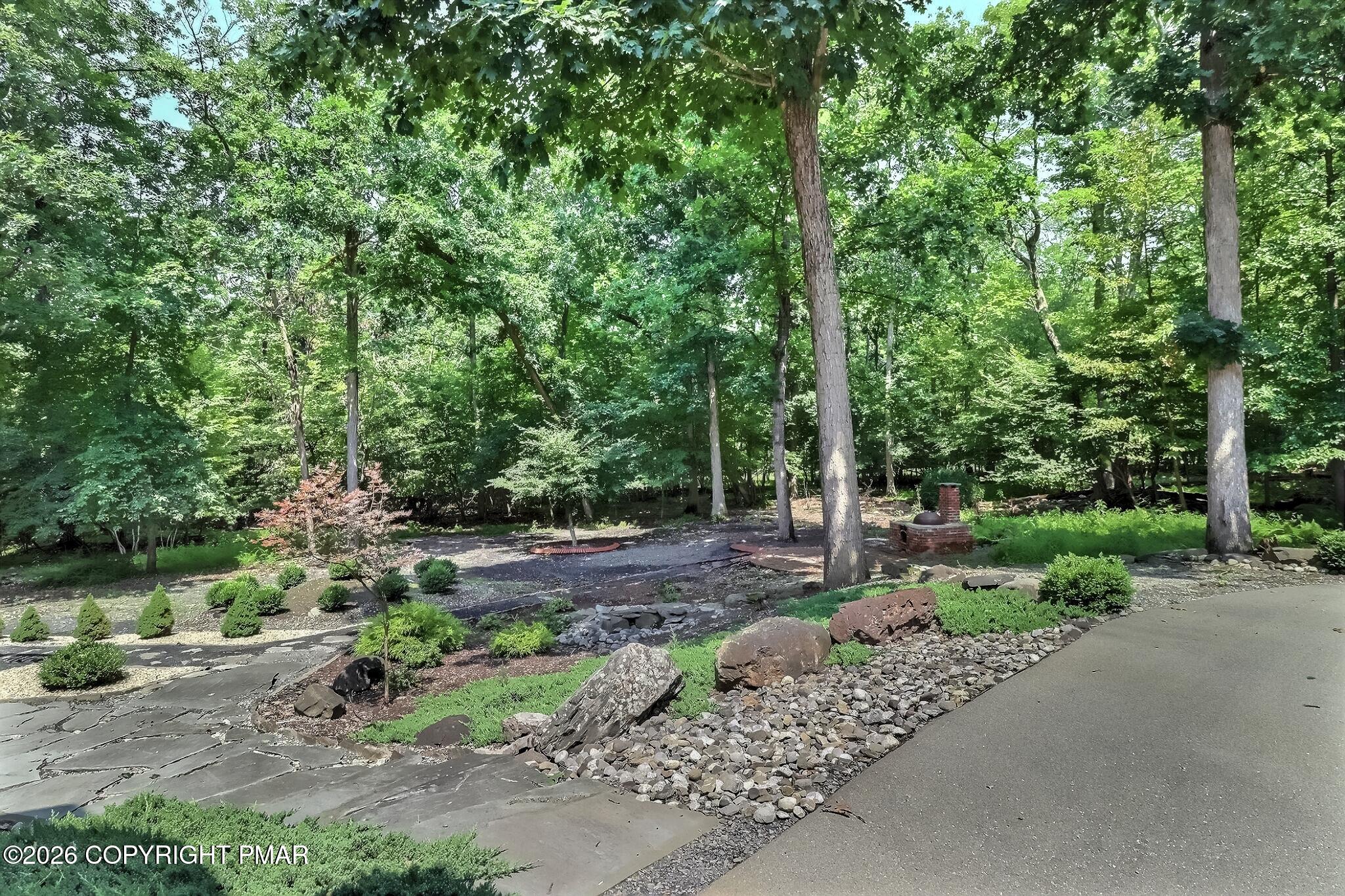 213 Escoll Drive