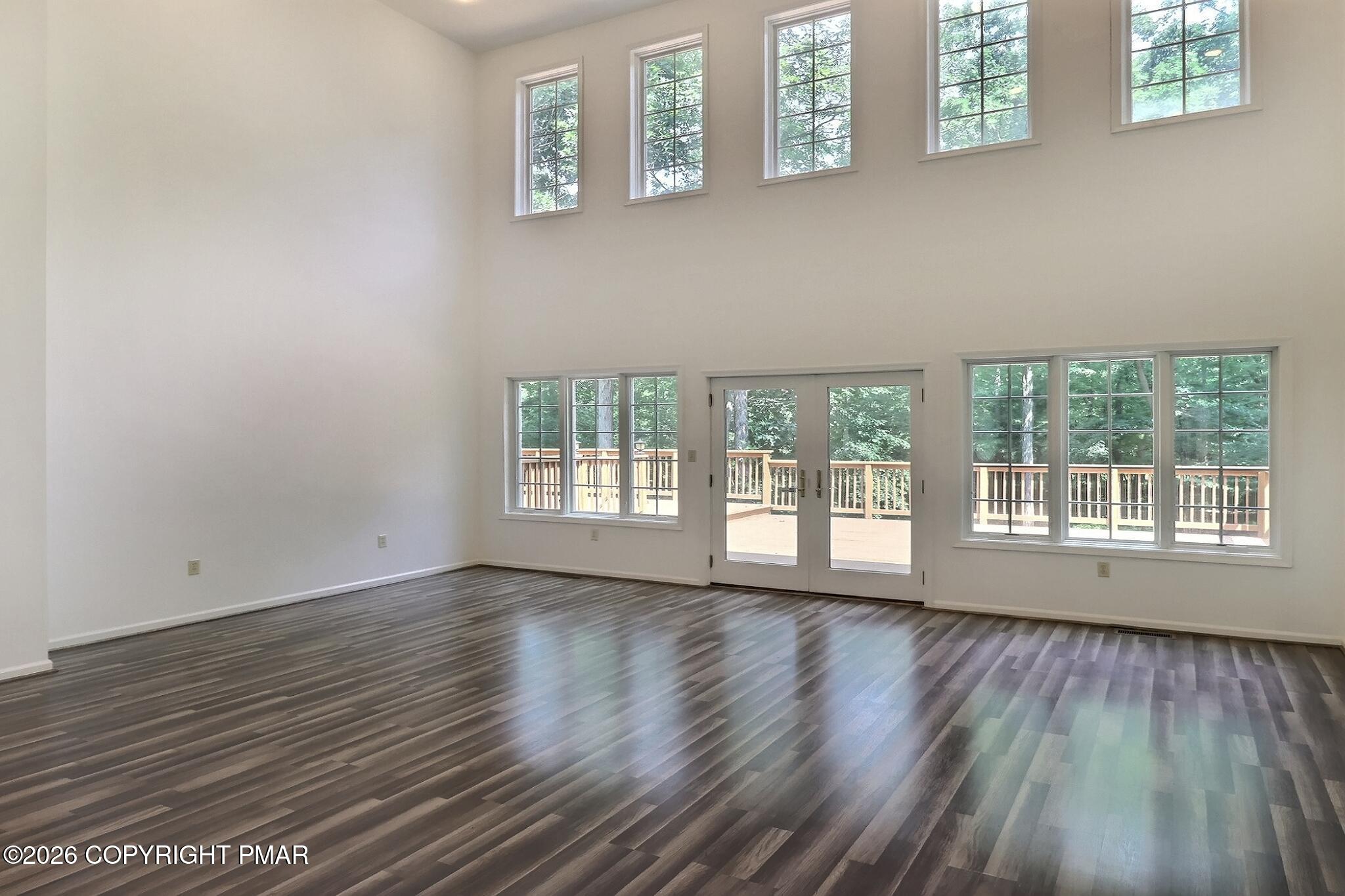 213 Escoll Drive
