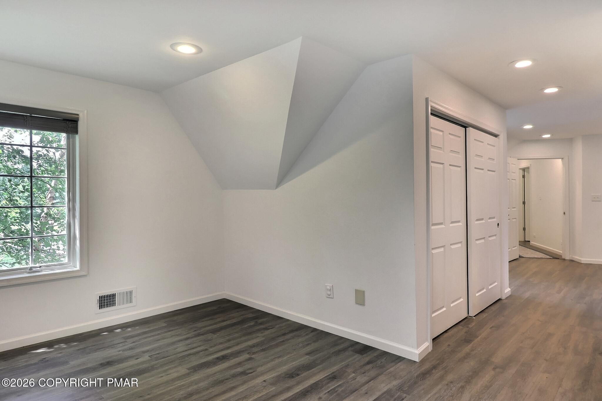 213 Escoll Drive