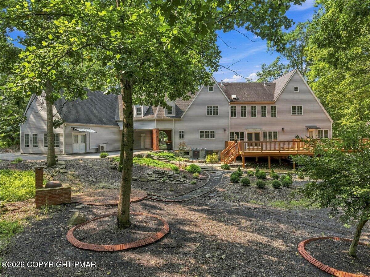 213 Escoll Drive