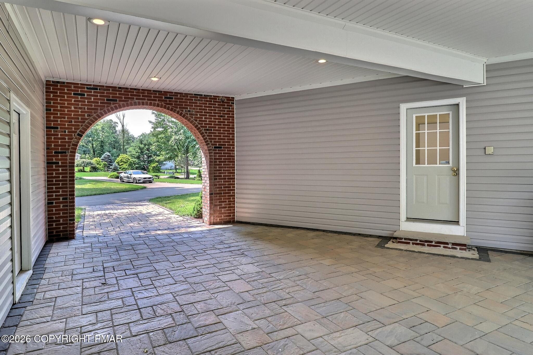 213 Escoll Drive