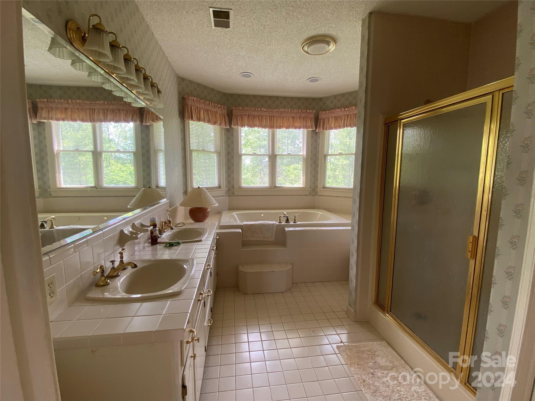 2133 Jay Clark Road