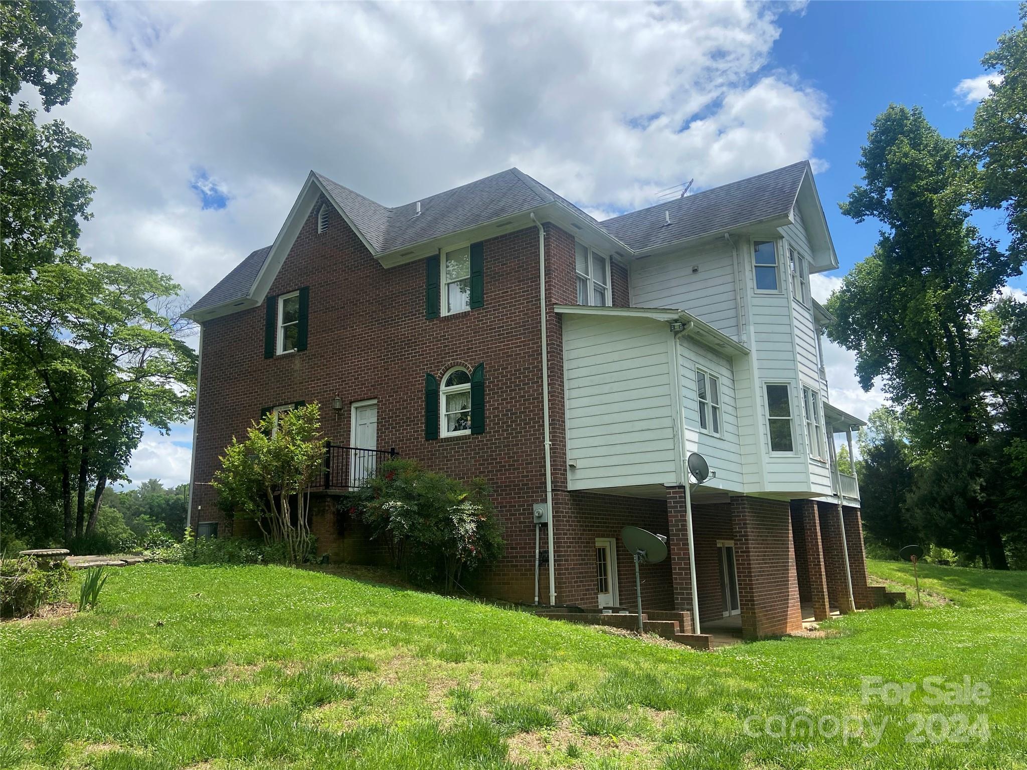 2133 Jay Clark Road