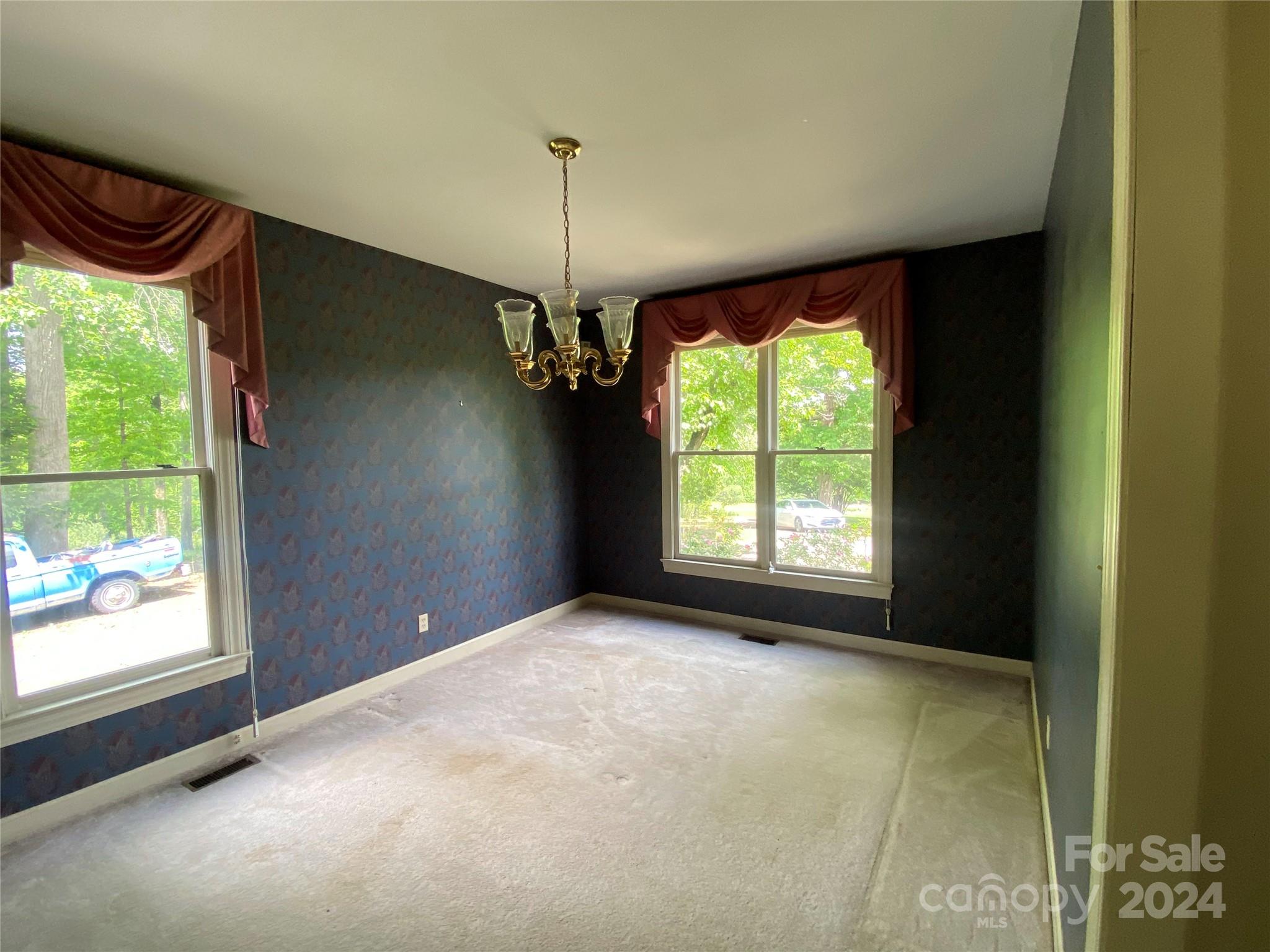 2133 Jay Clark Road