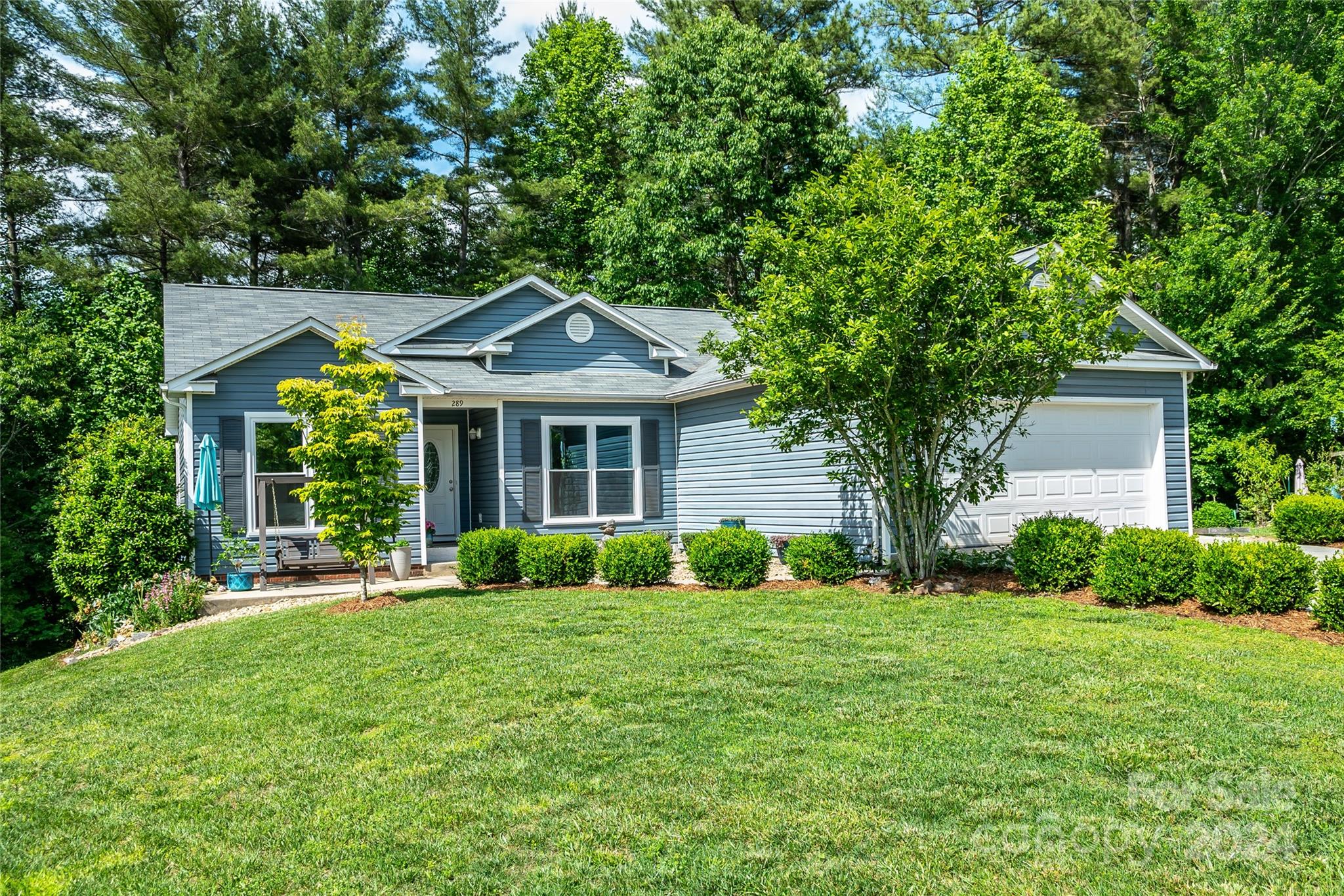 289 Forest Glen Way