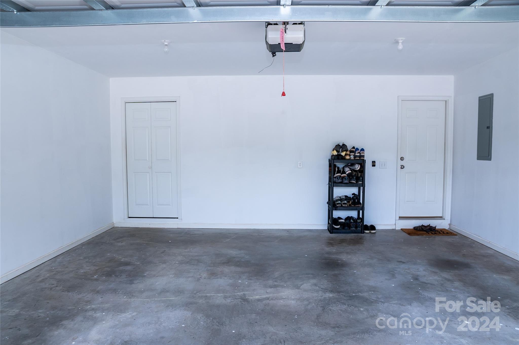 289 Forest Glen Way