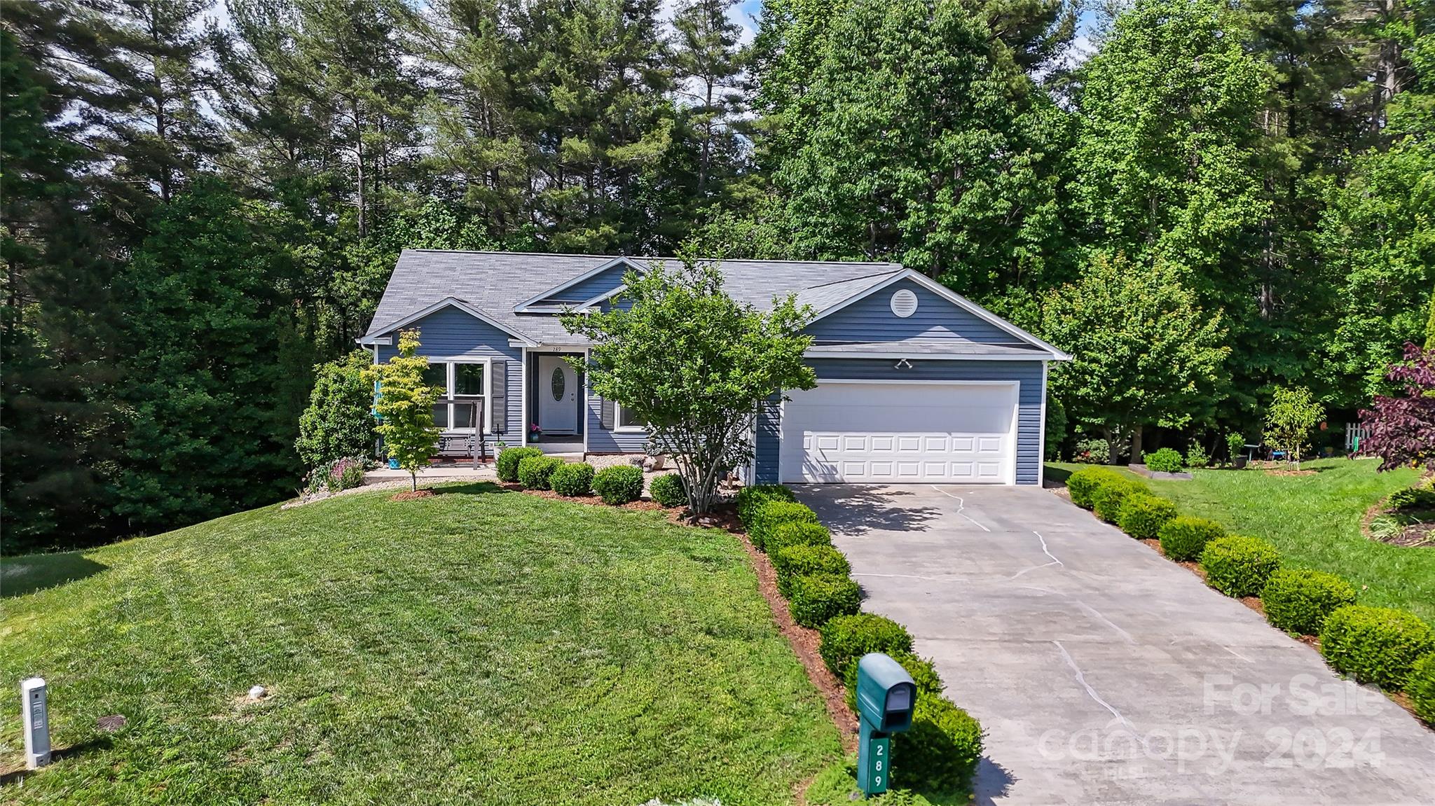 289 Forest Glen Way