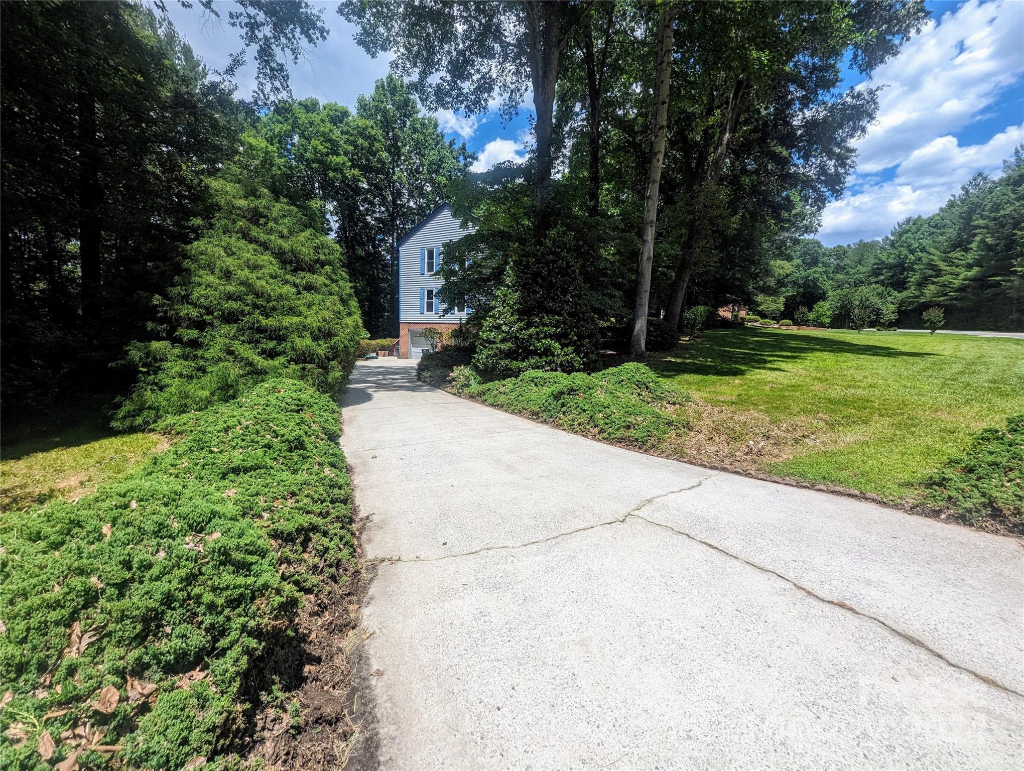 201 Lost Corner Road