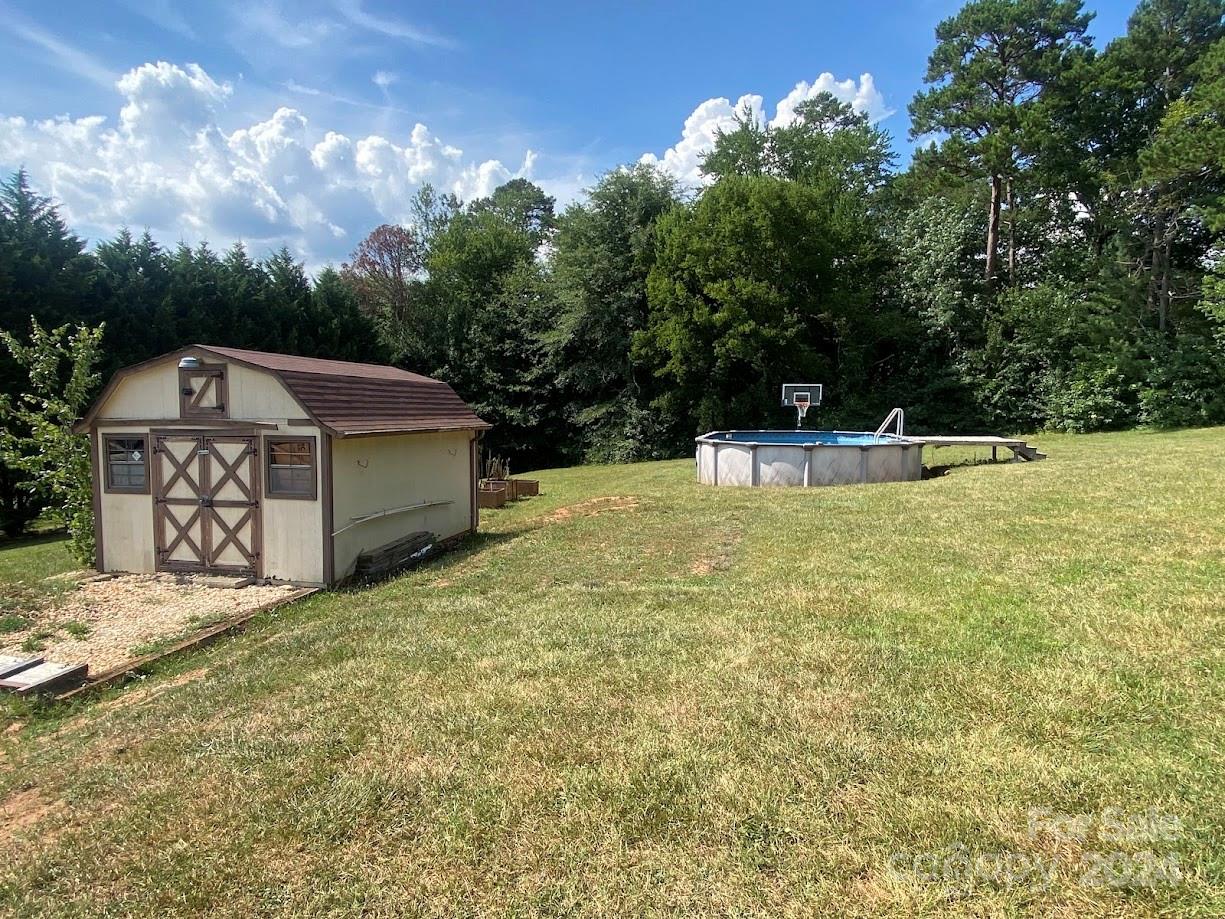 8617 Sparrow Trail