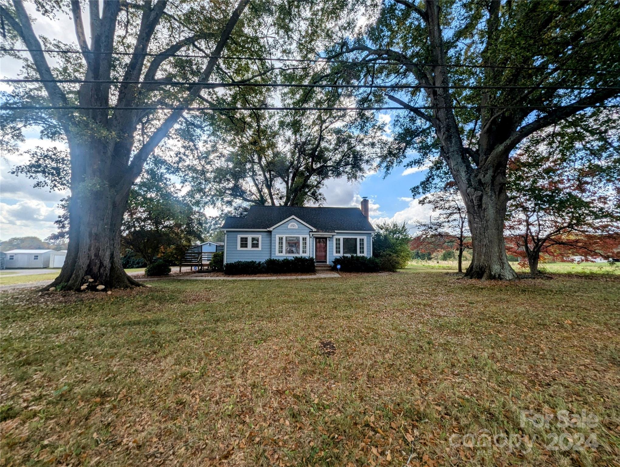 2914 Spencer Road NE