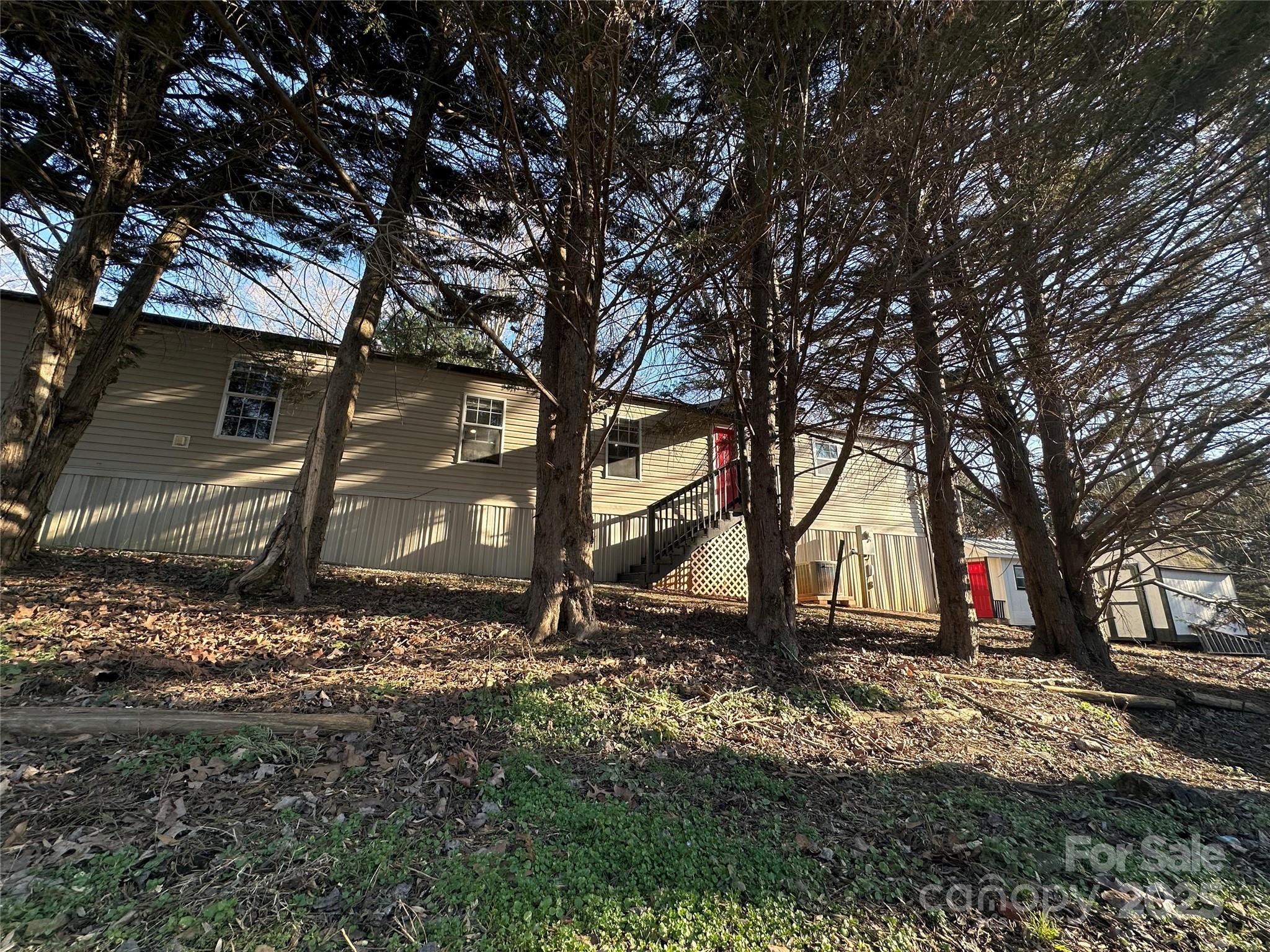 113 Highlander Street