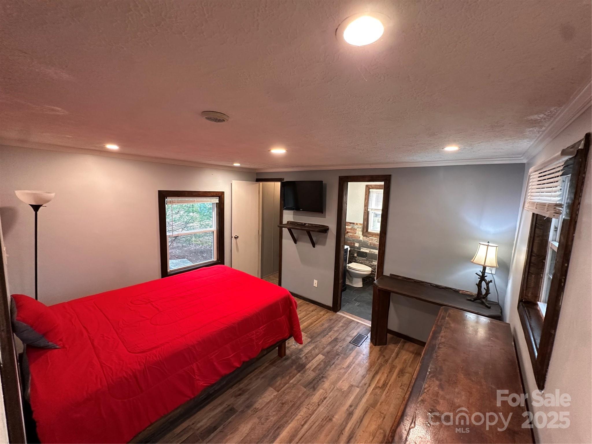 113 Highlander Street