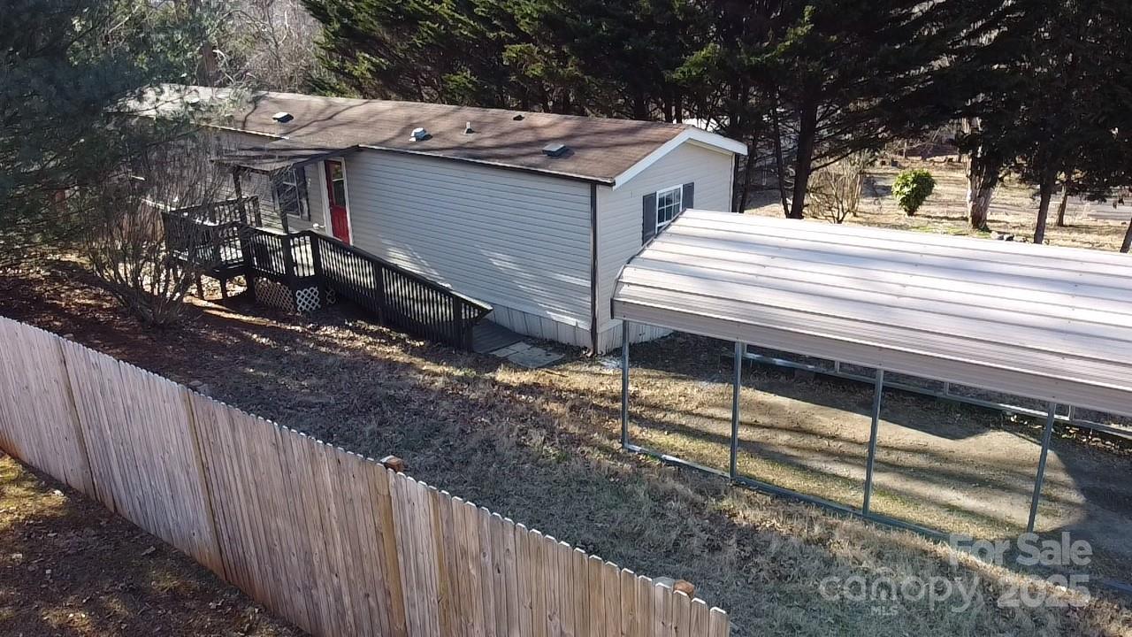 113 Highlander Street