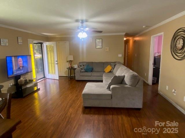 710 Conley Place NW