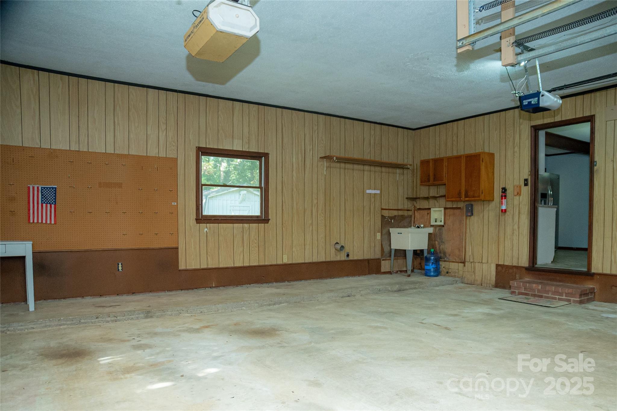 307 Maplewood Drive