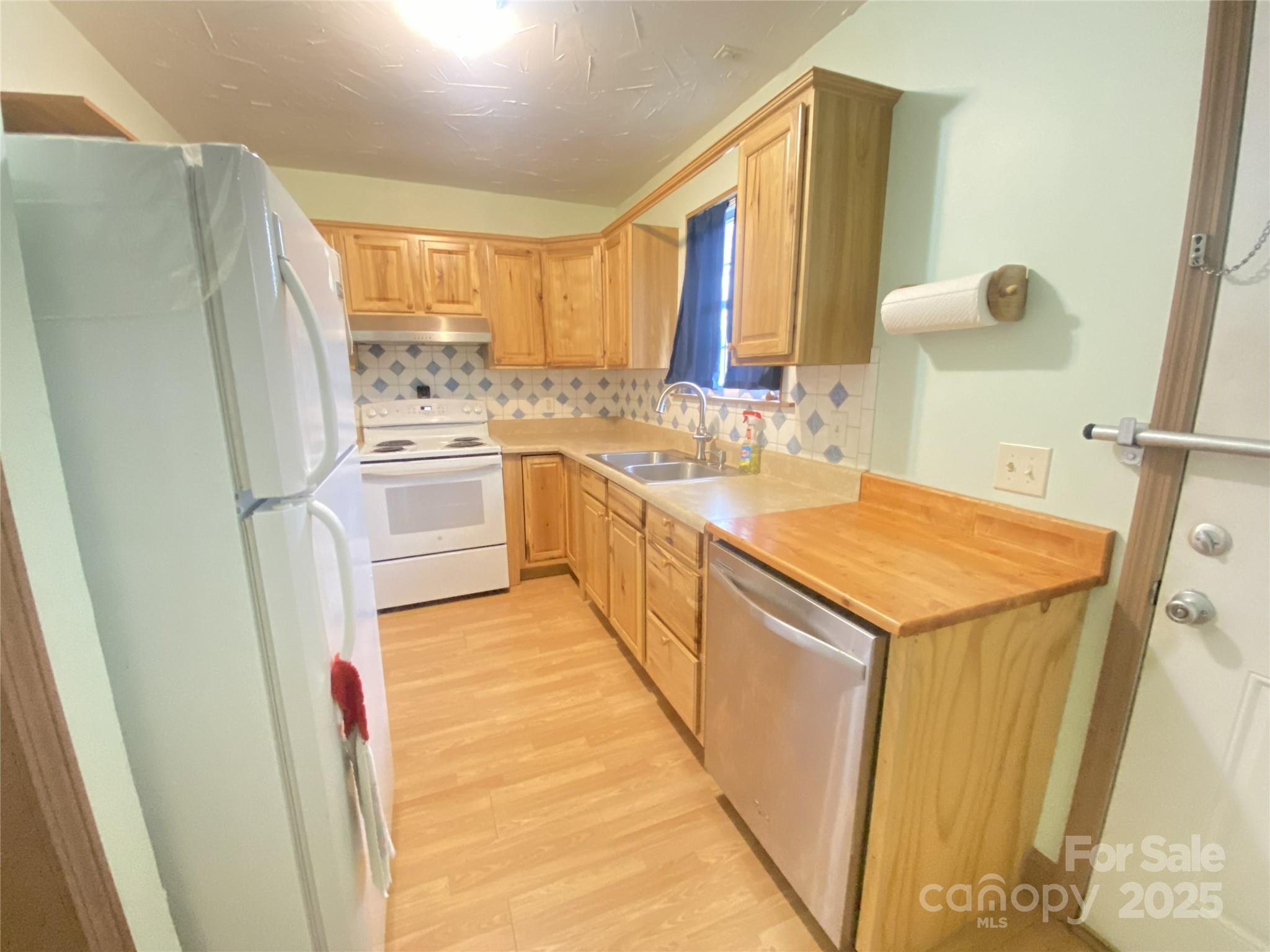 5624 Pinnacle Church Road