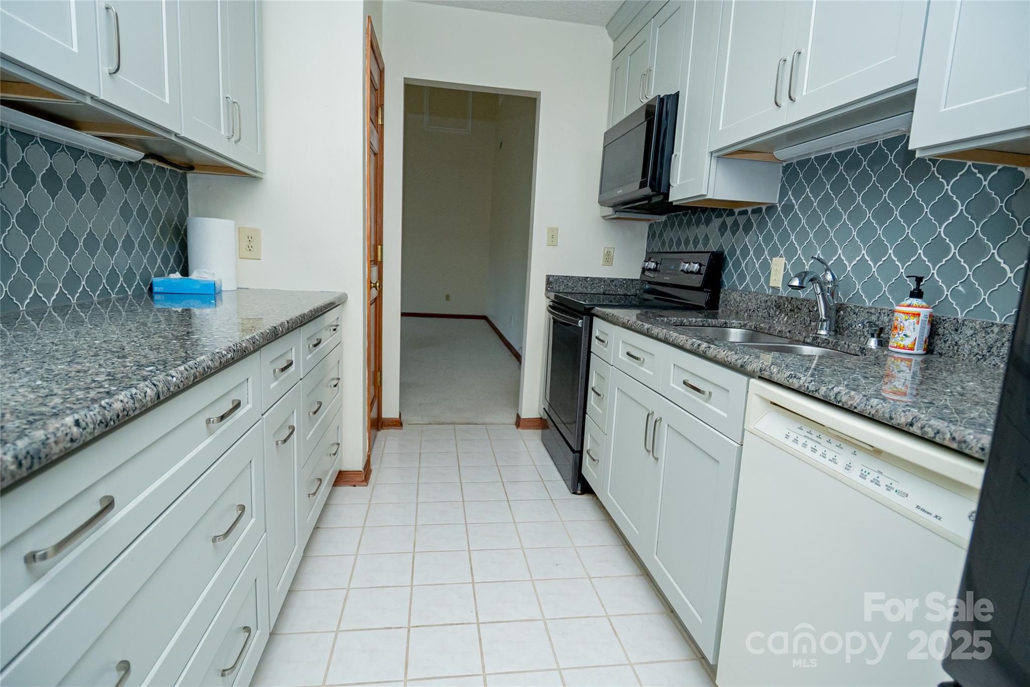 603 NE 29th Avenue Unit: 123