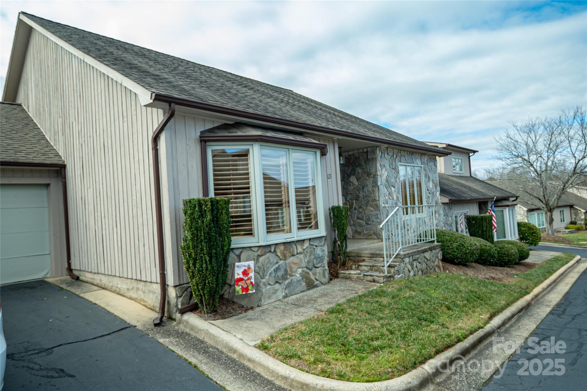 603 NE 29th Avenue Unit: 123