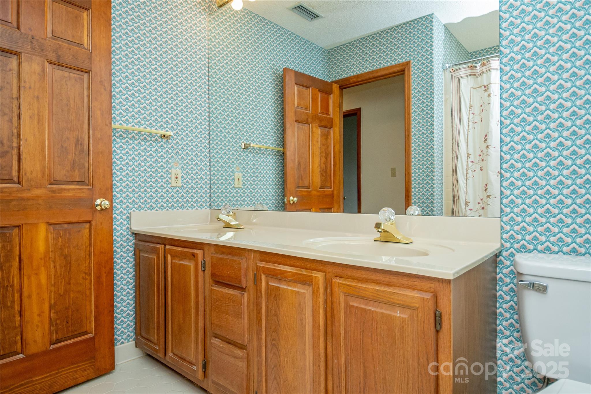 603 NE 29th Avenue Unit: 123