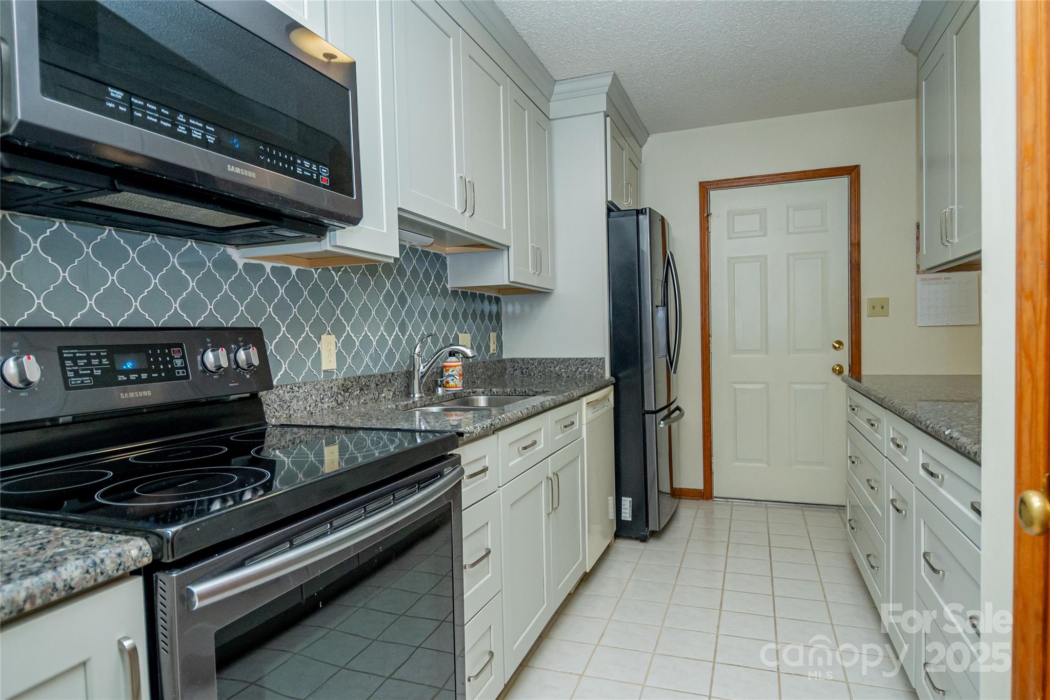 603 NE 29th Avenue Unit: 123