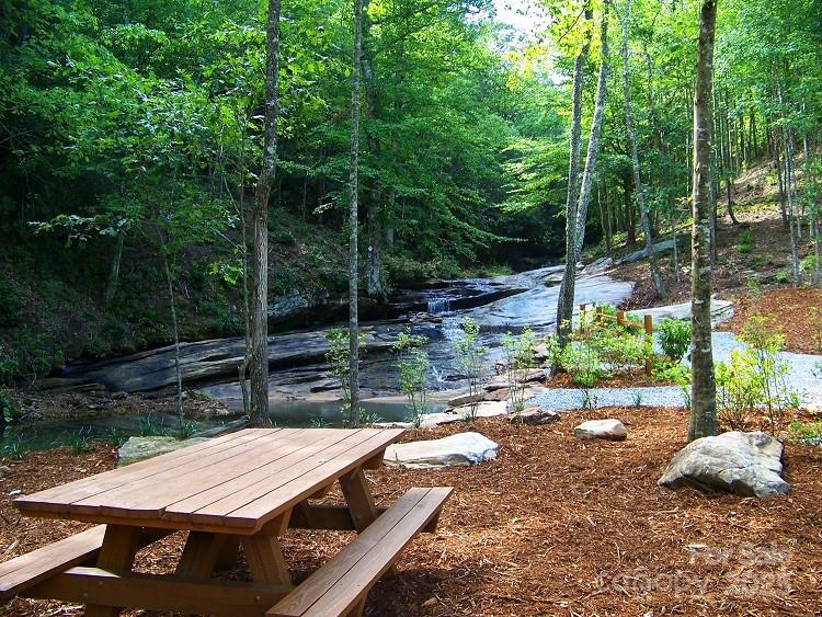 333 Mossy Oak Trail Unit: 164