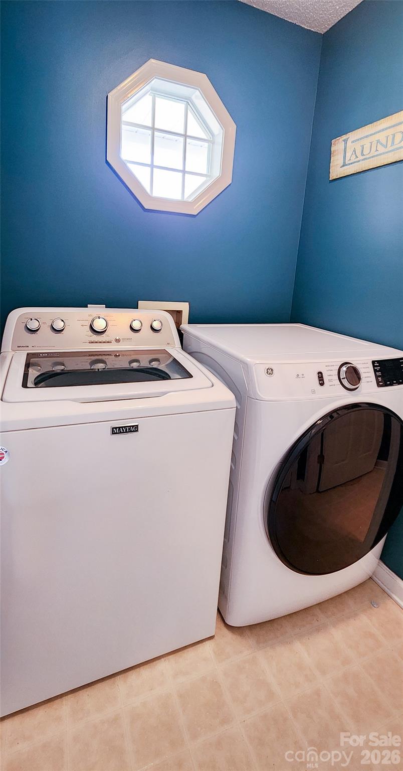 1499 Brentwood Place