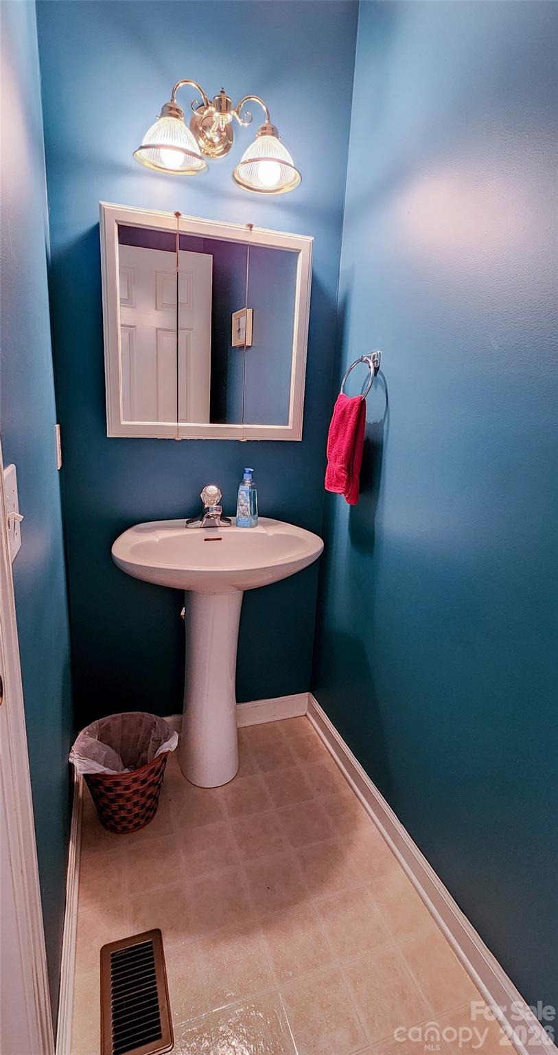 1499 Brentwood Place