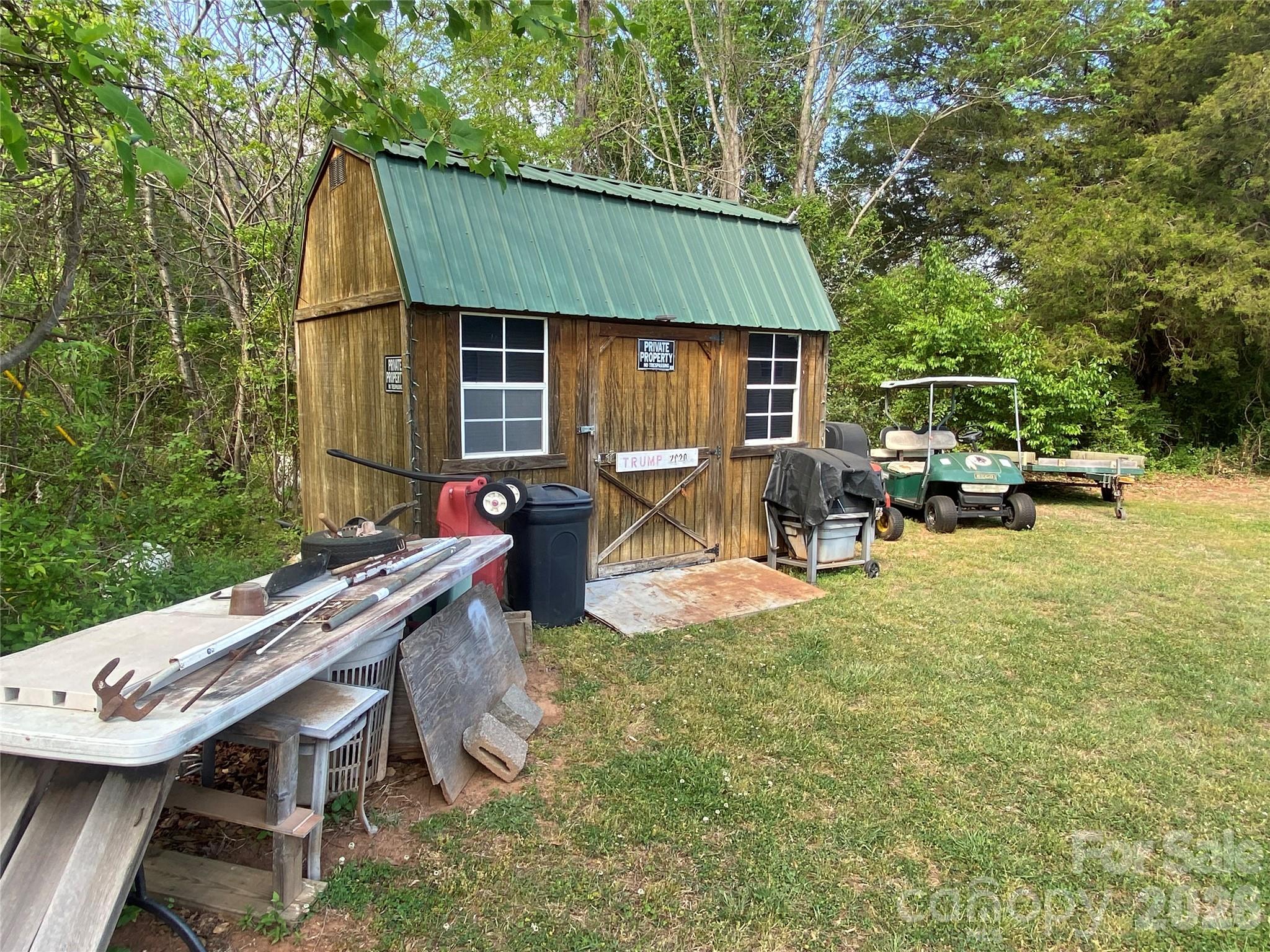 9126 Mockingbird Lane