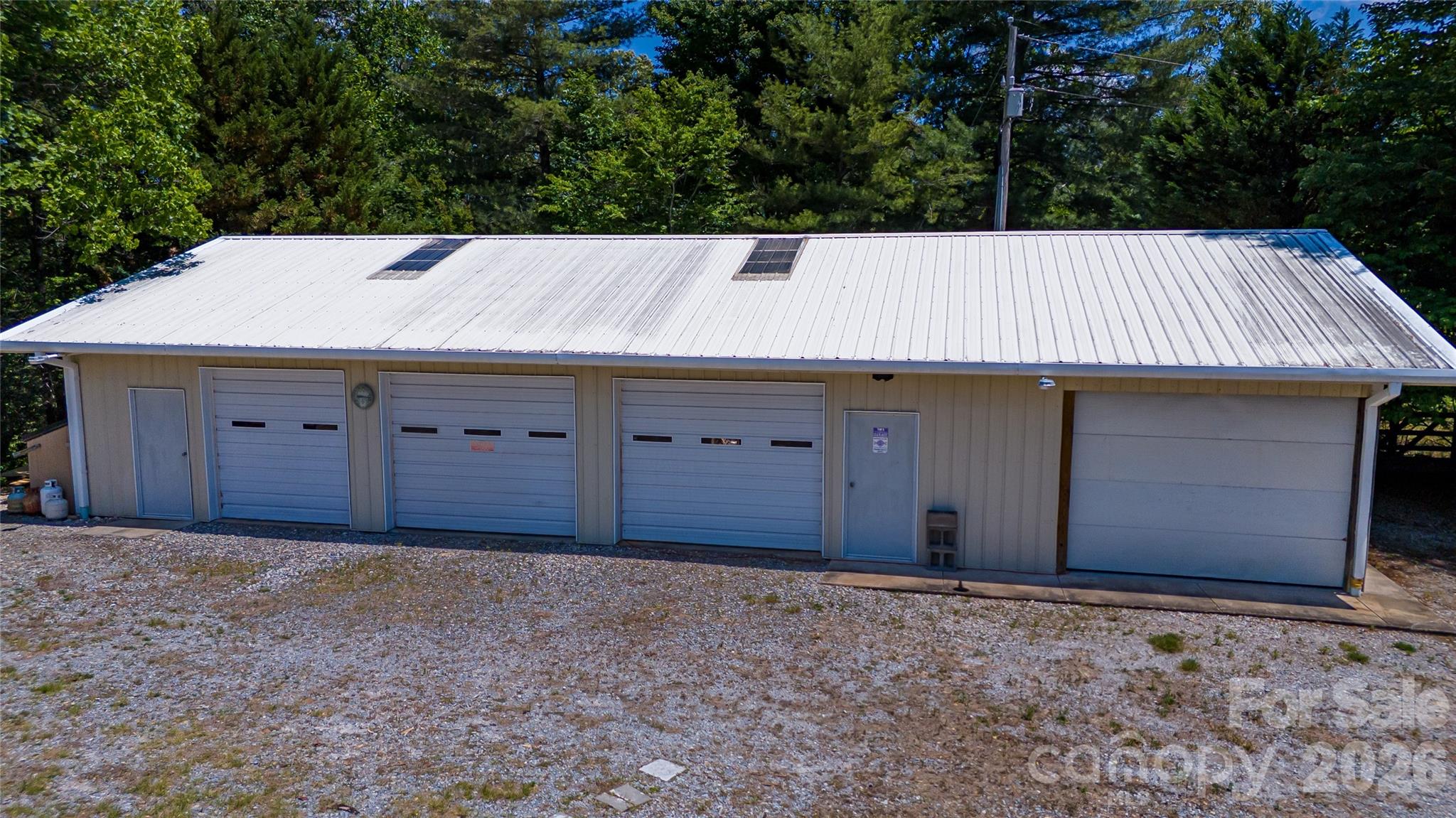 1542 Hwy 226 Highway