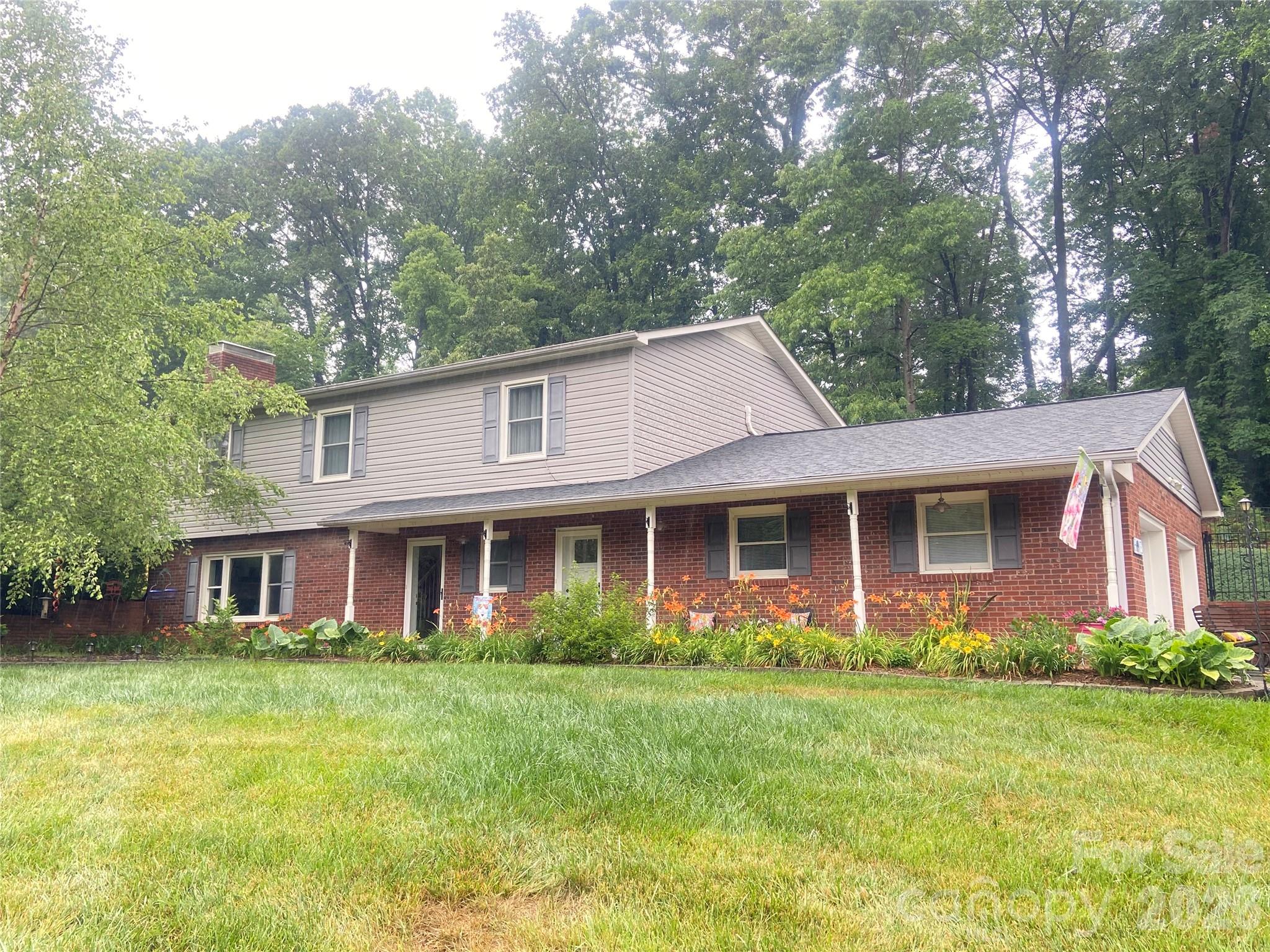 2959 Ramblewoods Drive