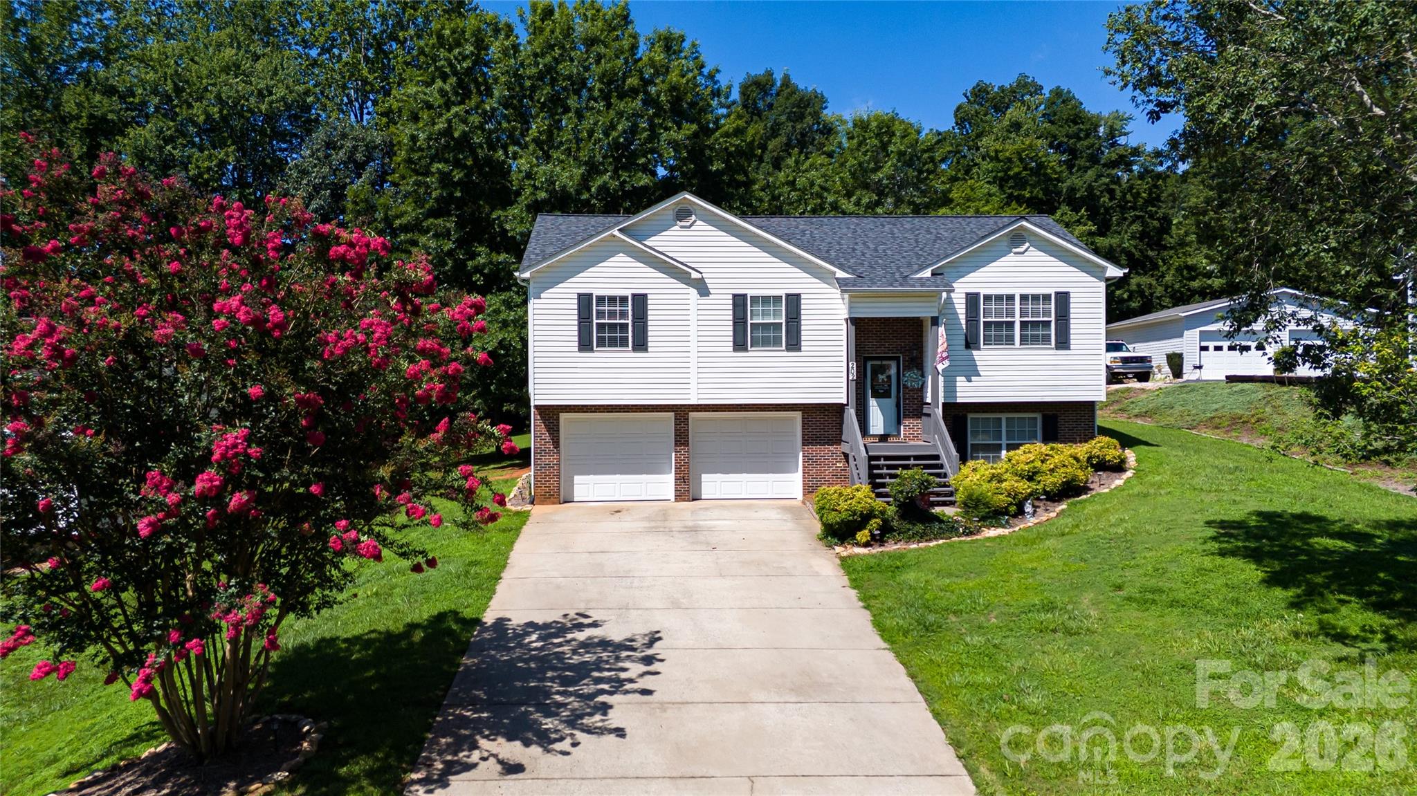 202 Raintree Lane