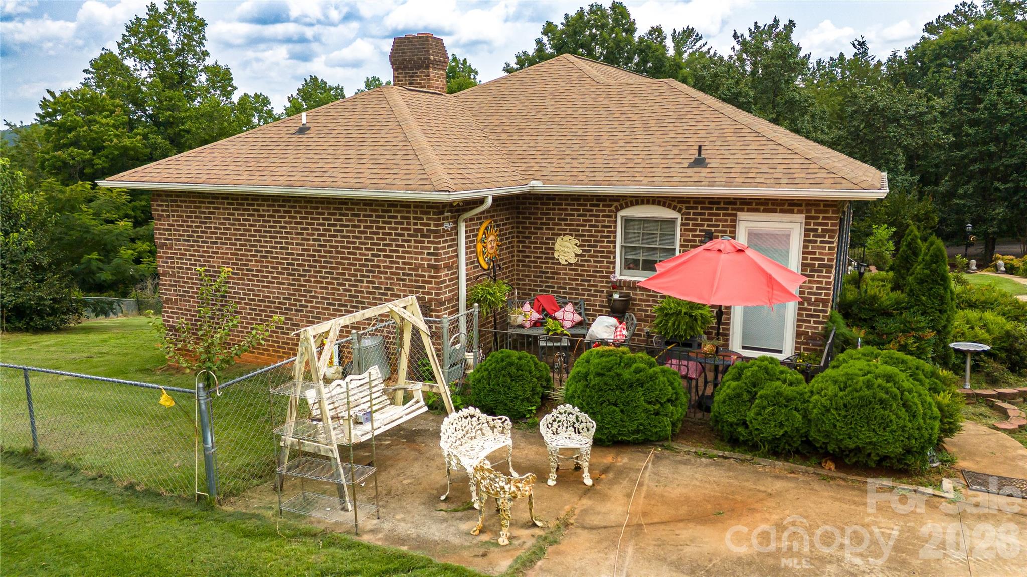100 Oakridge Lane