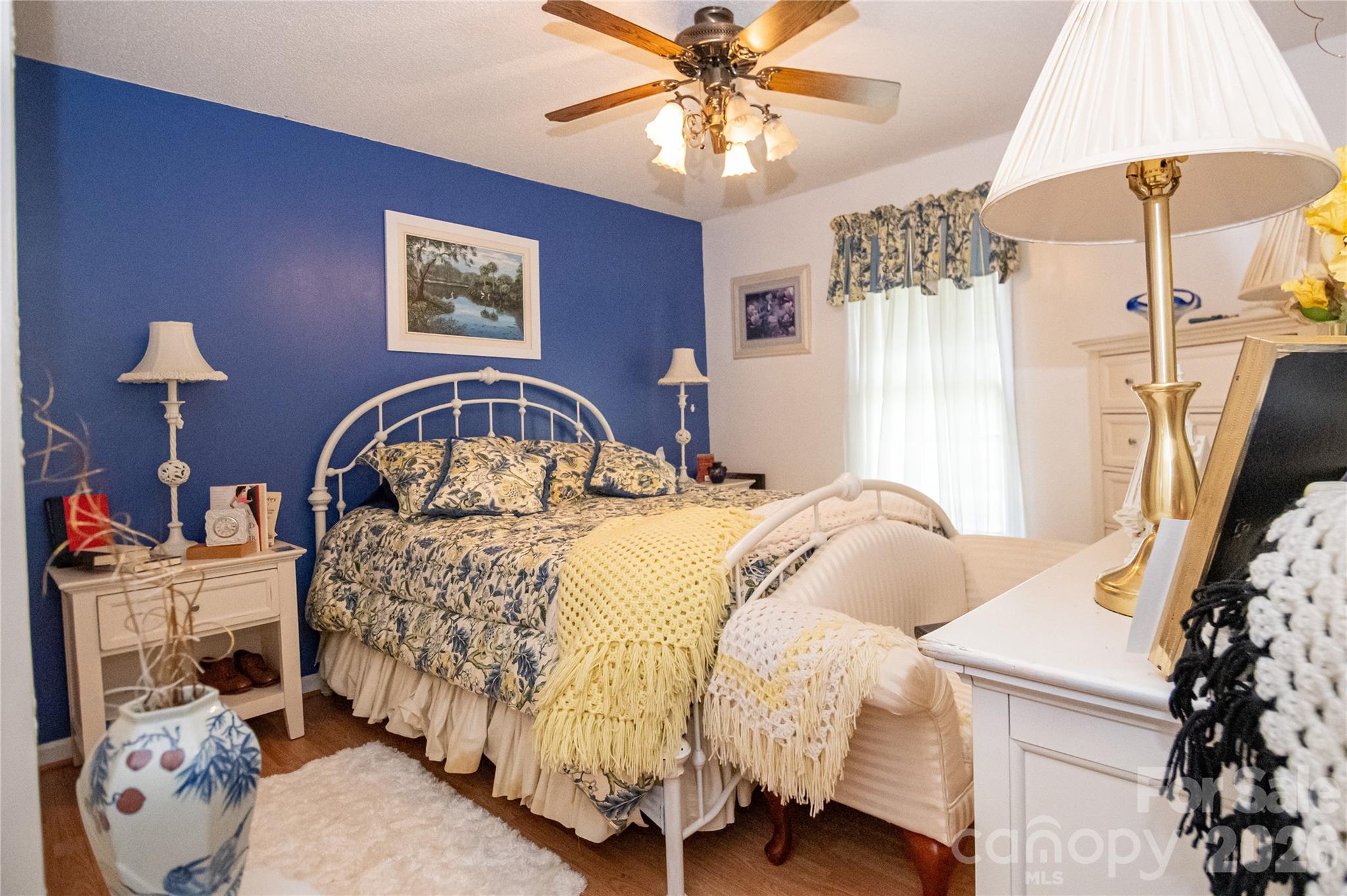 100 Oakridge Lane