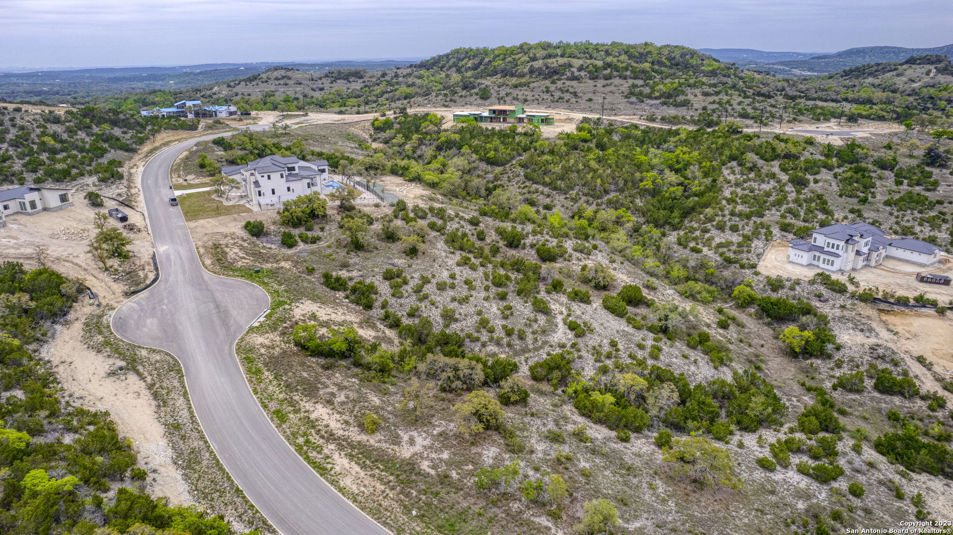 23039 Juliette Ridge