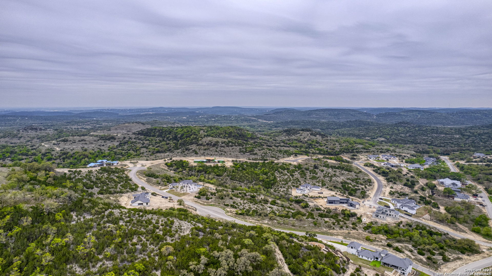 23039 Juliette Ridge