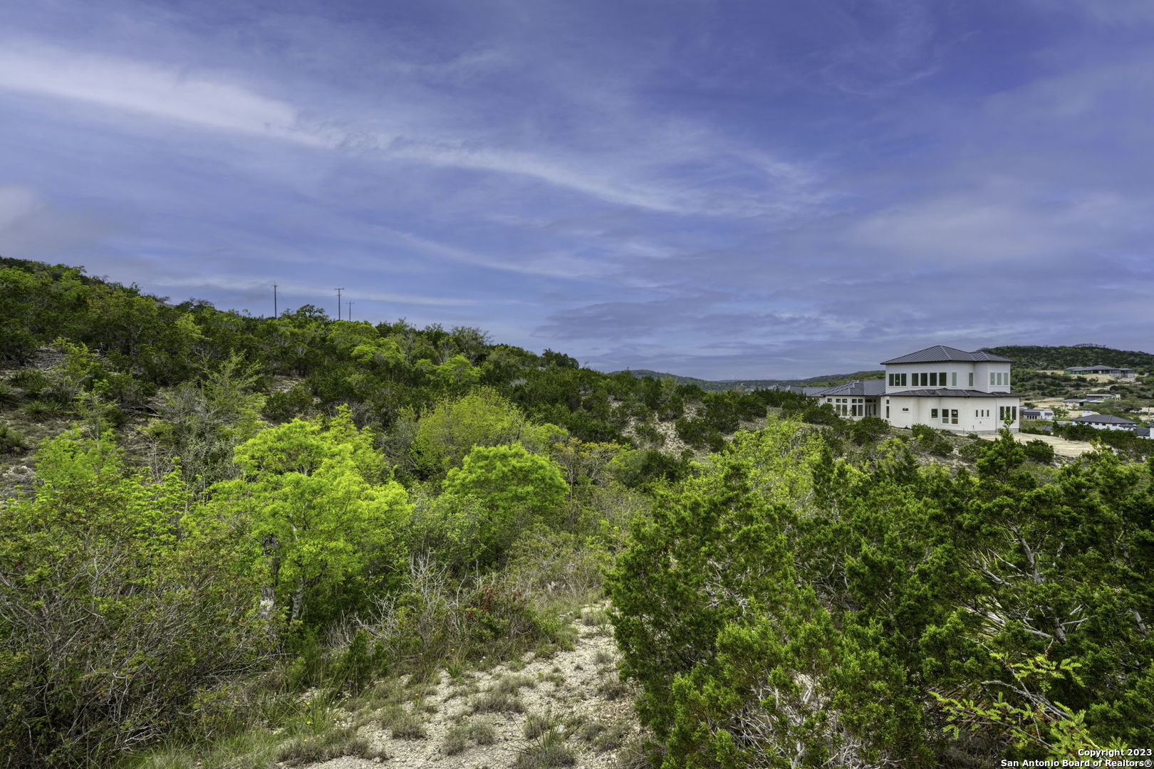 23039 Juliette Ridge