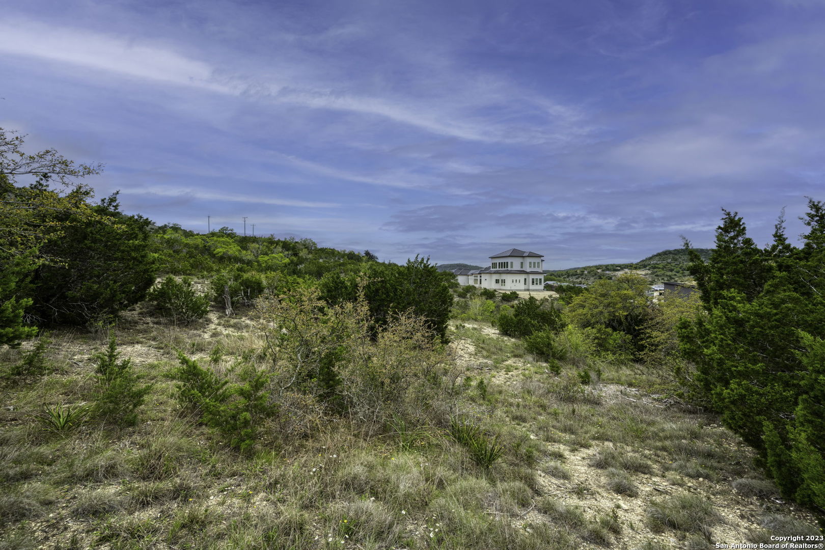 23039 Juliette Ridge