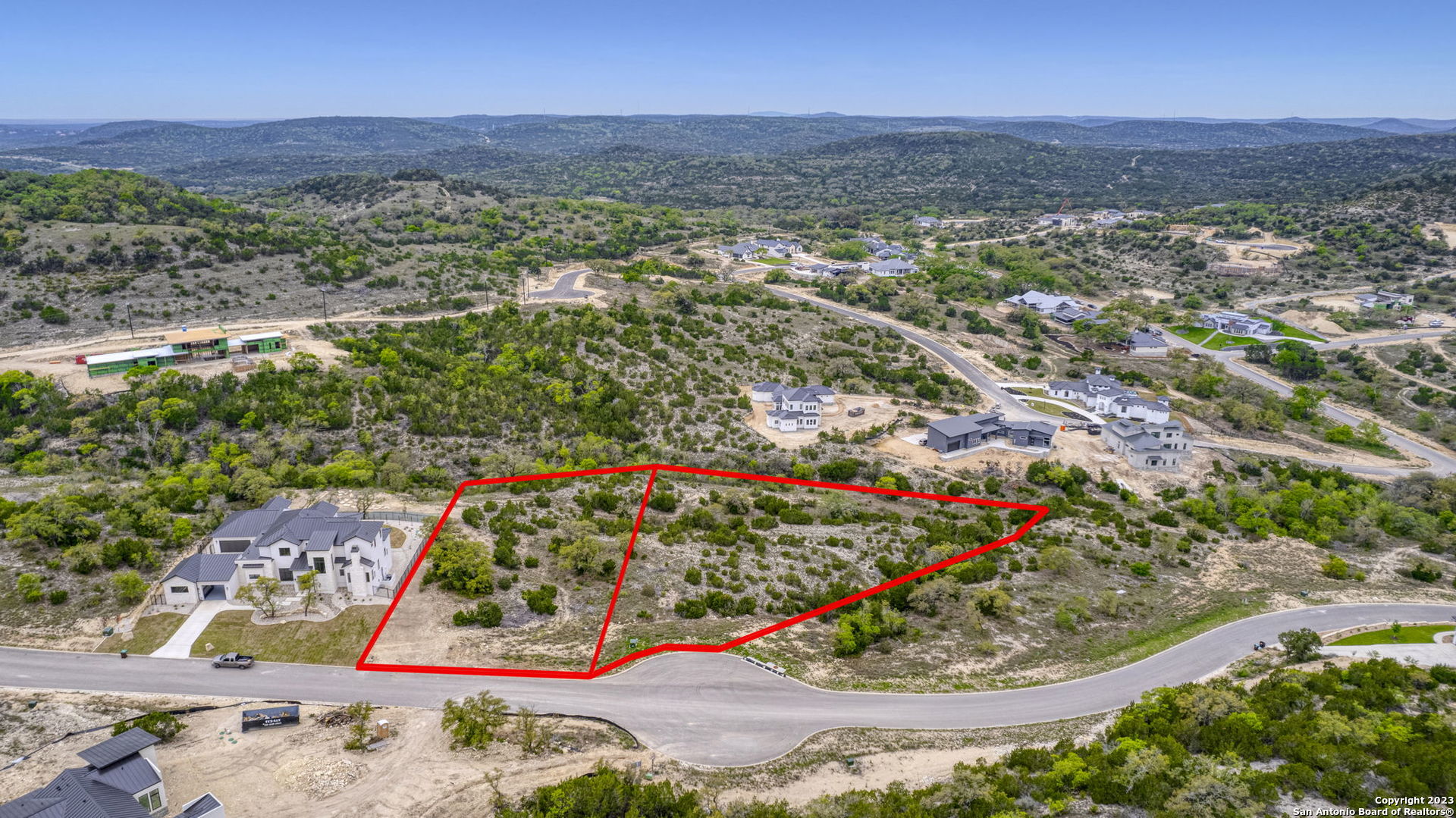23039 Juliette Ridge