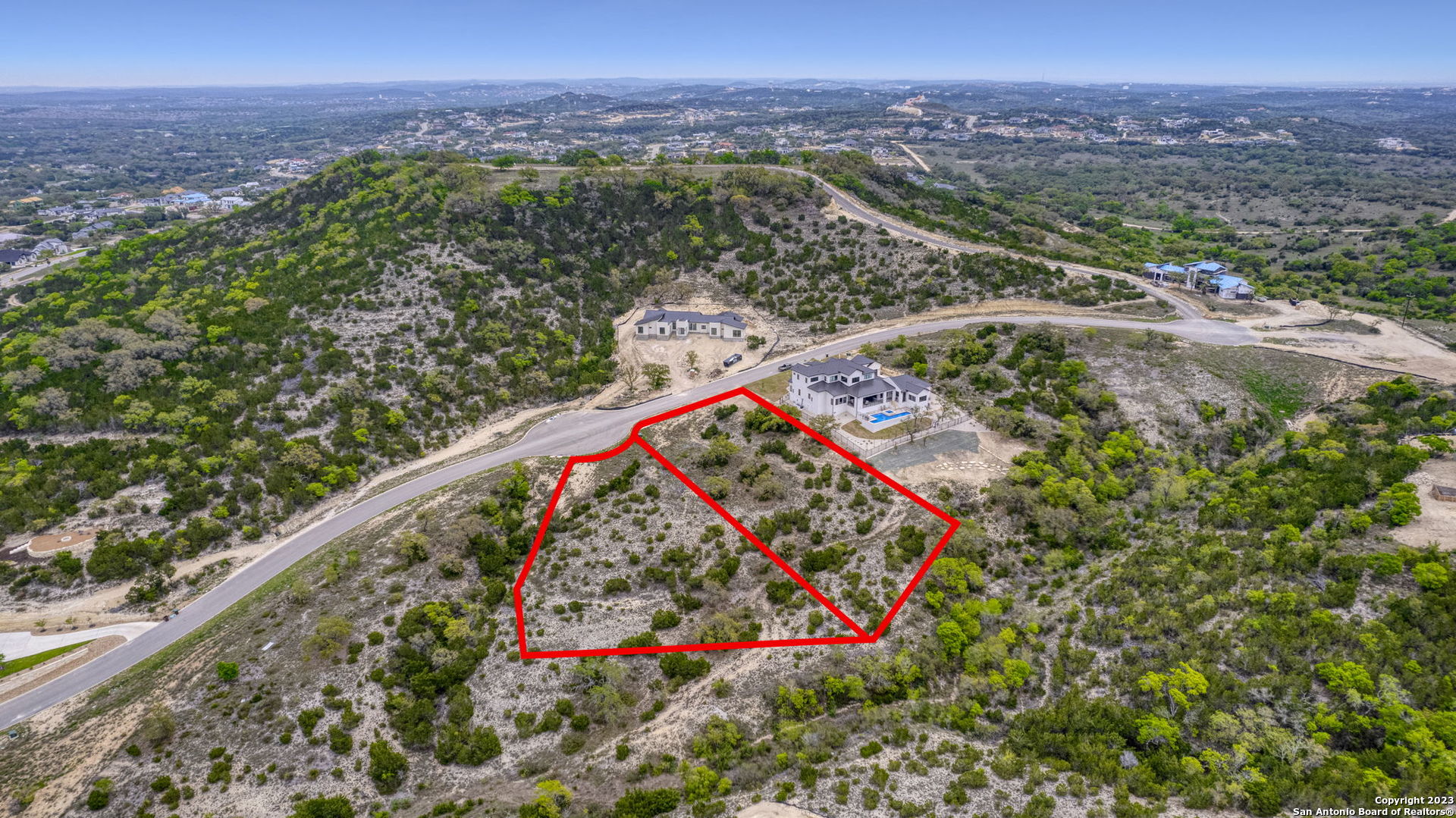 23039 Juliette Ridge