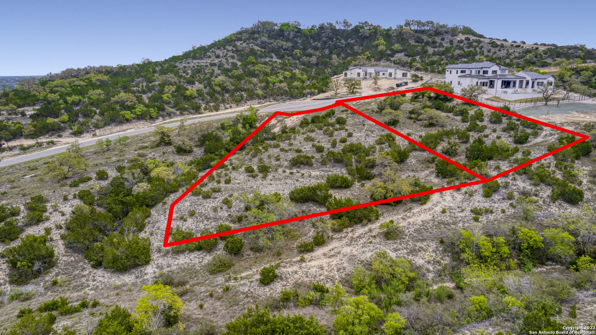 23039 Juliette Ridge