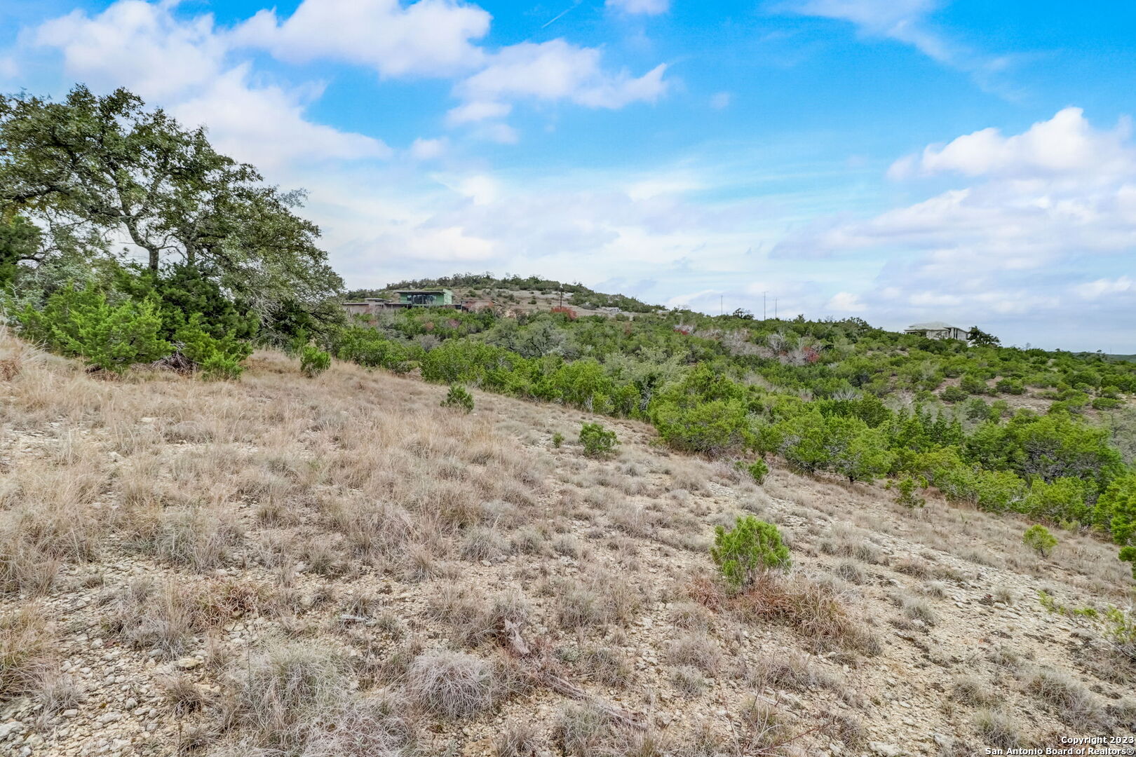 23039 Juliette Ridge
