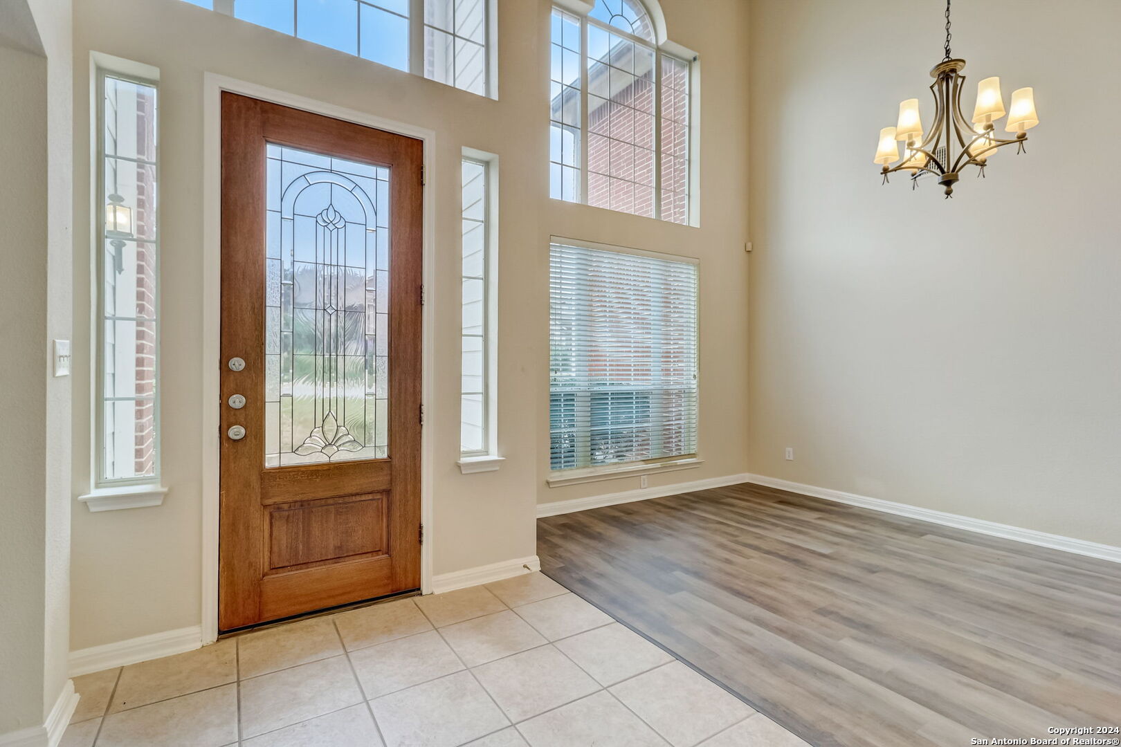 414 MESA LOOP
